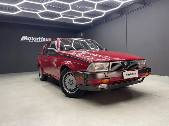 Alfa Romeo 75 3.0 V6 Milano