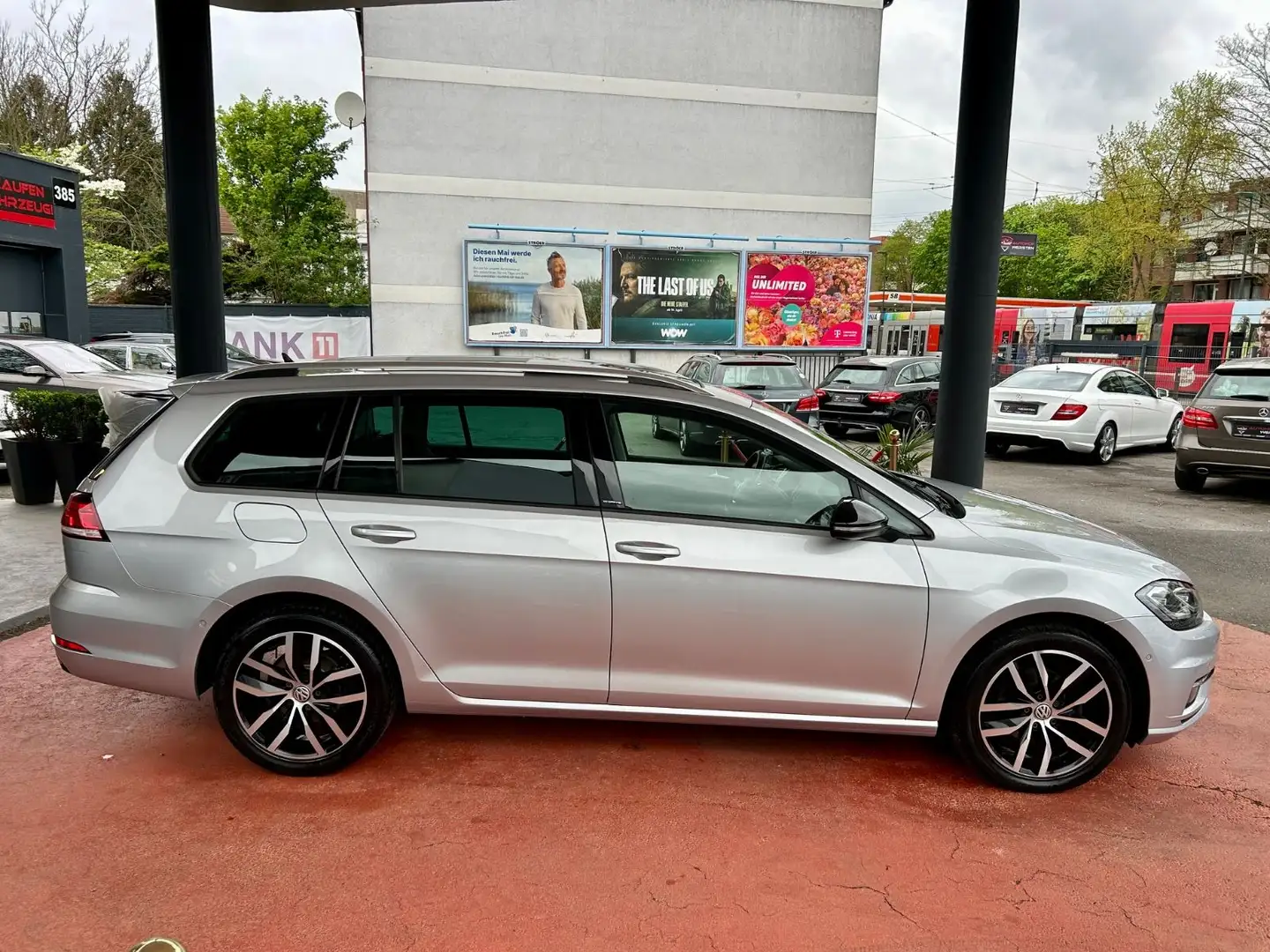 Volkswagen Golf VII Variant IQ.DRIVE ACT OPF DSG Panorama Argent - 2