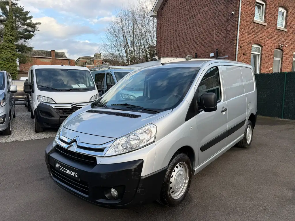 Citroen Jumpy 2015 из Европы — купить под ключ