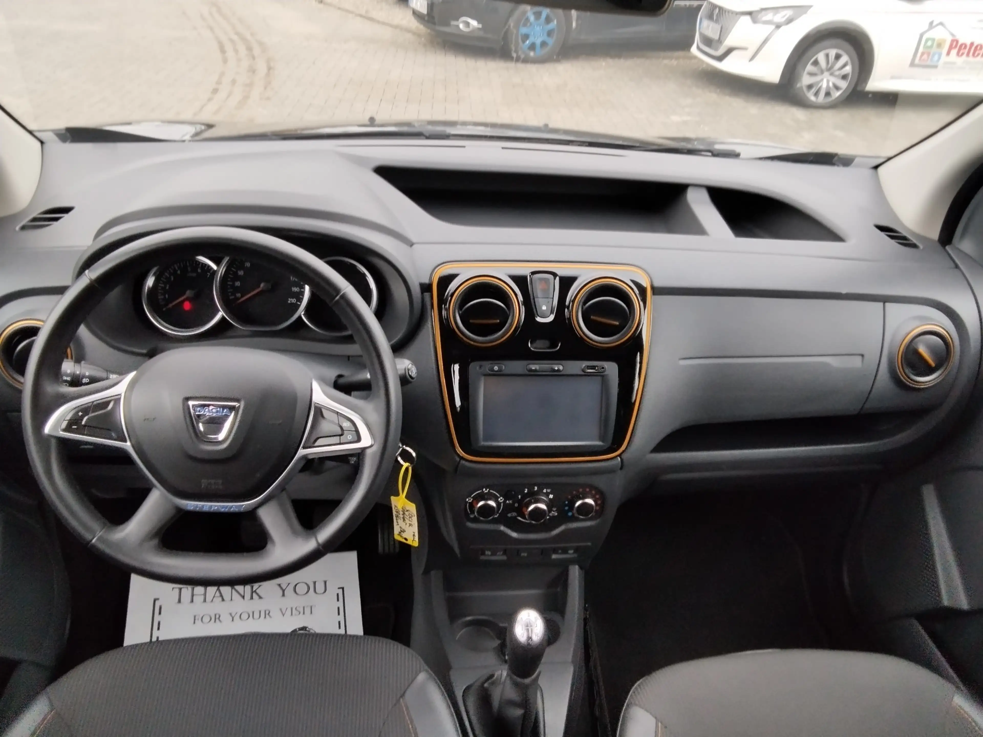 Dacia Dokker 1.2TCe Stepway Celebration/1.Hnd./PDC/NAVI/Infotai — photo 10