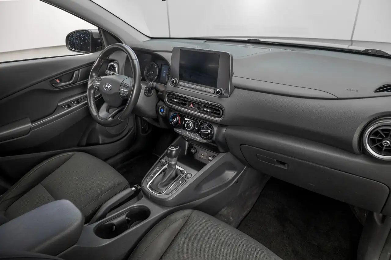 Hyundai KONA снимка Hyundai KONA