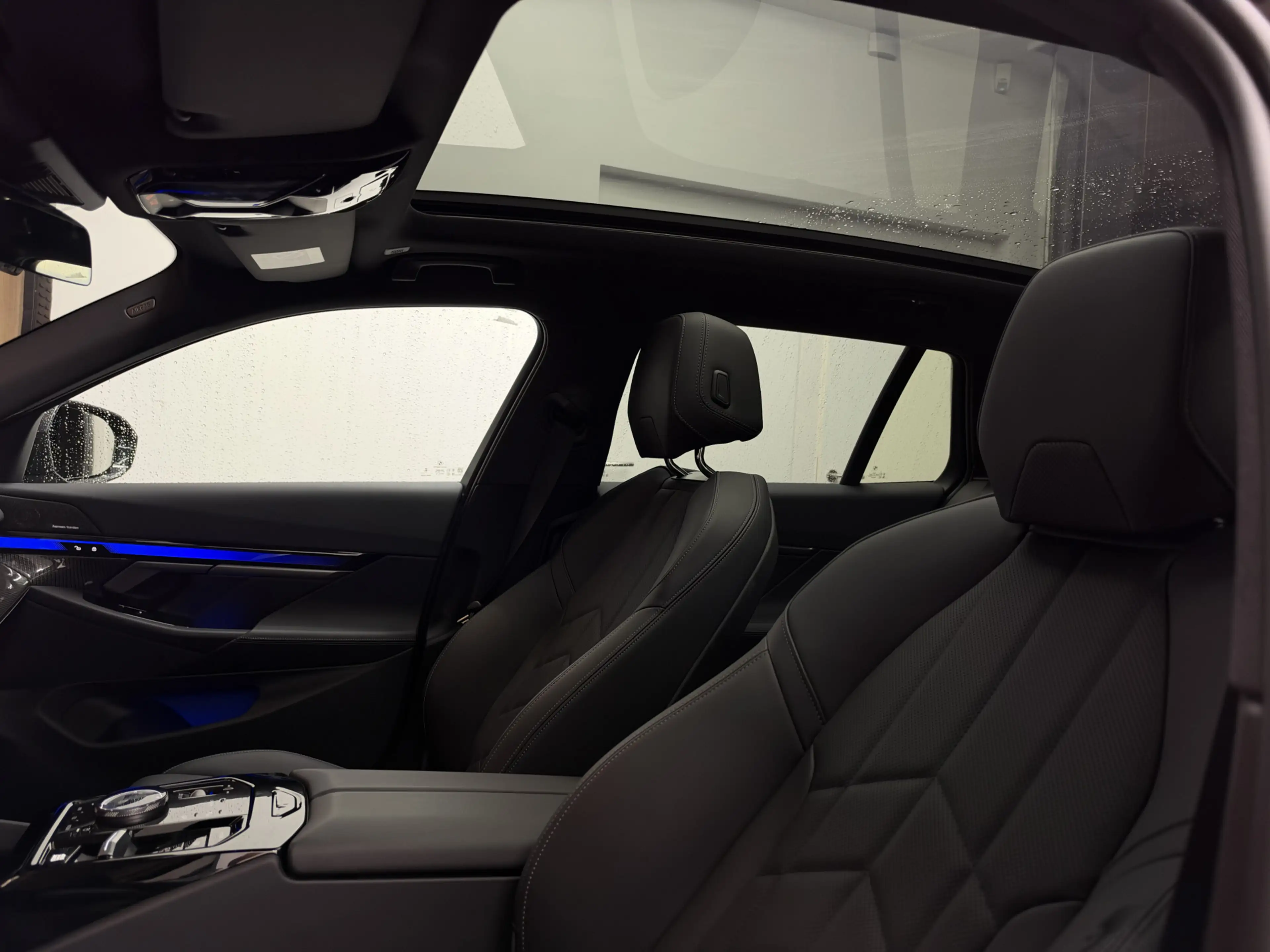 BMW 520 5-serie Touring 520i |Panorama|HeadUp|Trekhaak|Cry — photo 18