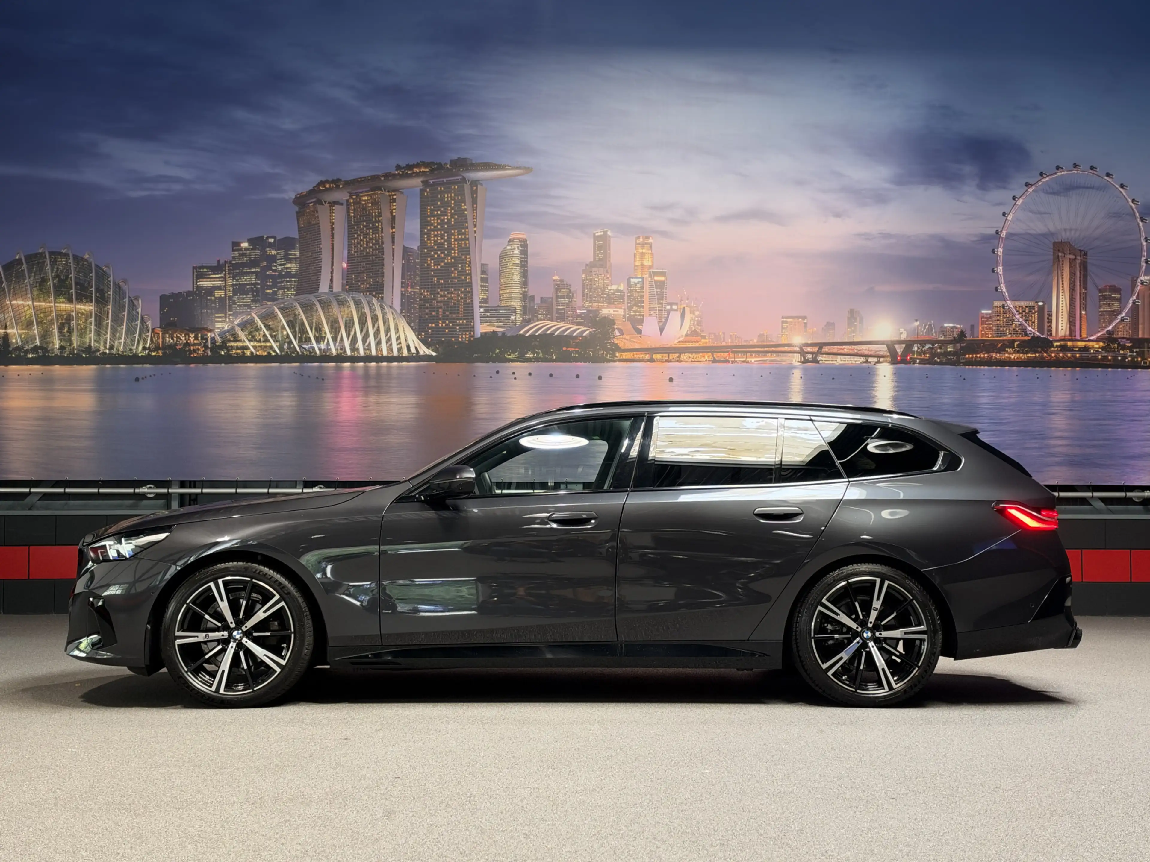 BMW 520 5-serie Touring 520i |Panorama|HeadUp|Trekhaak|Cry — photo 5