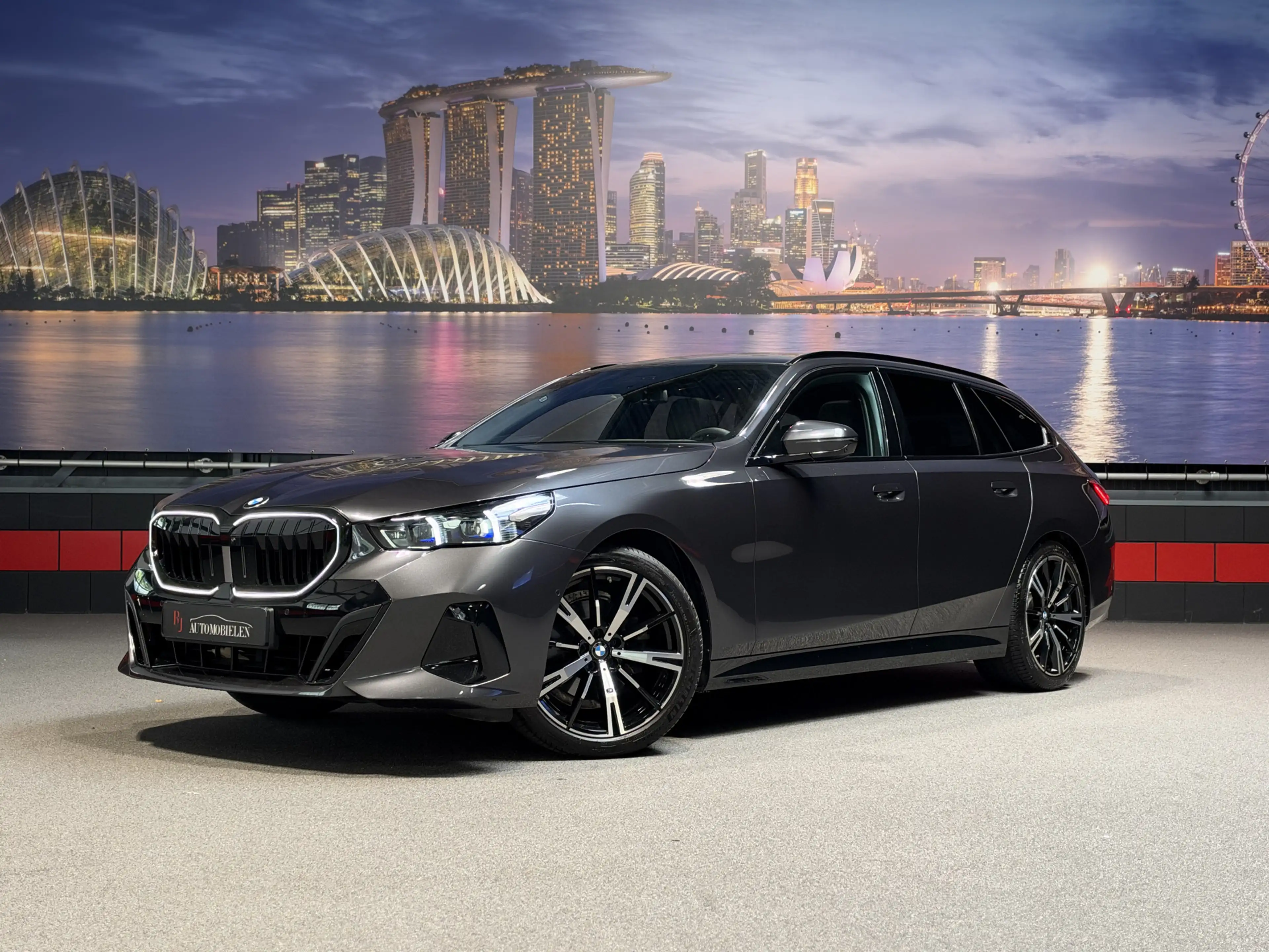 BMW 520 5-serie Touring 520i |Panorama|HeadUp|Trekhaak|Cry