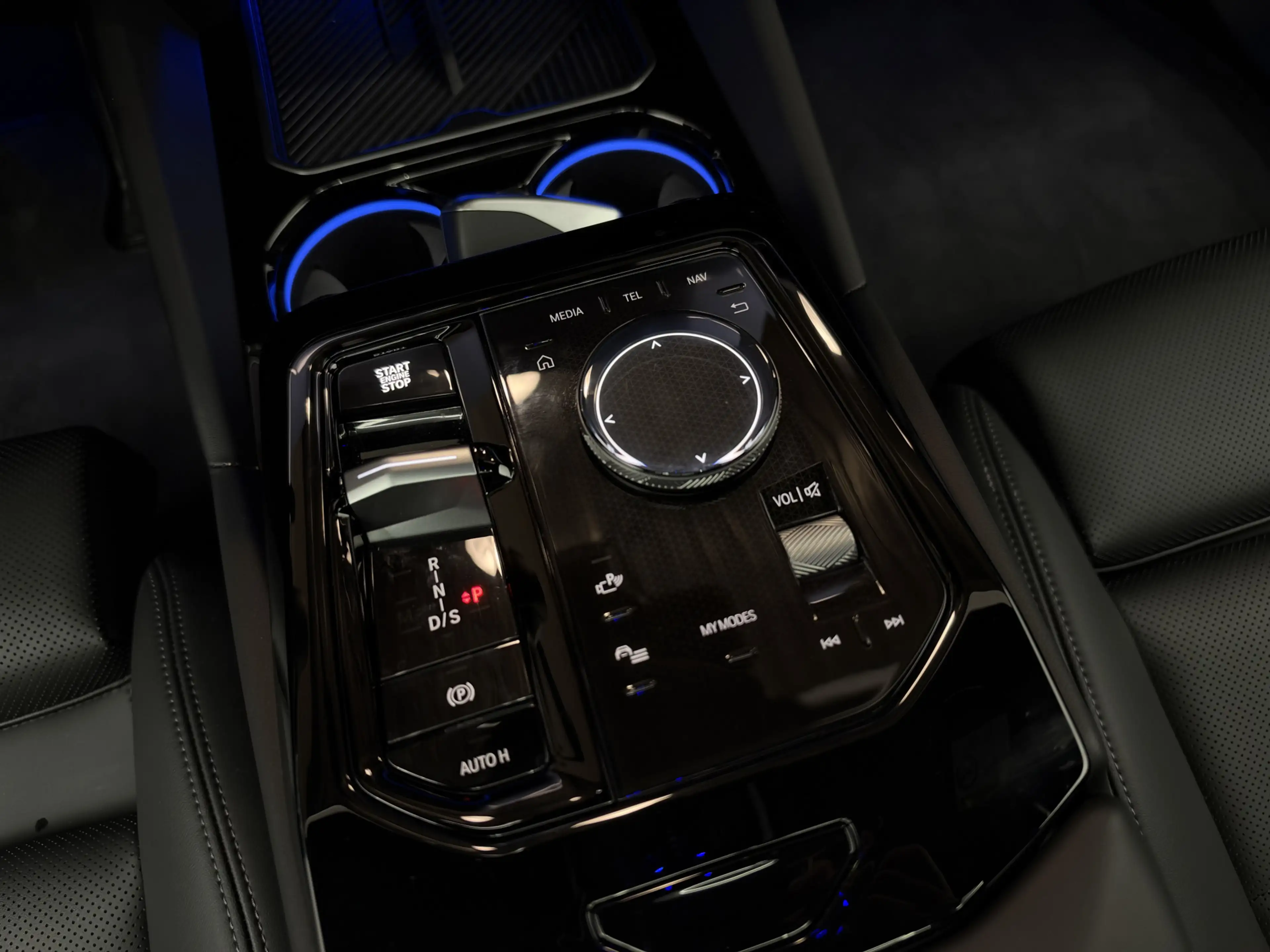 BMW 520 5-serie Touring 520i |Panorama|HeadUp|Trekhaak|Cry — photo 21