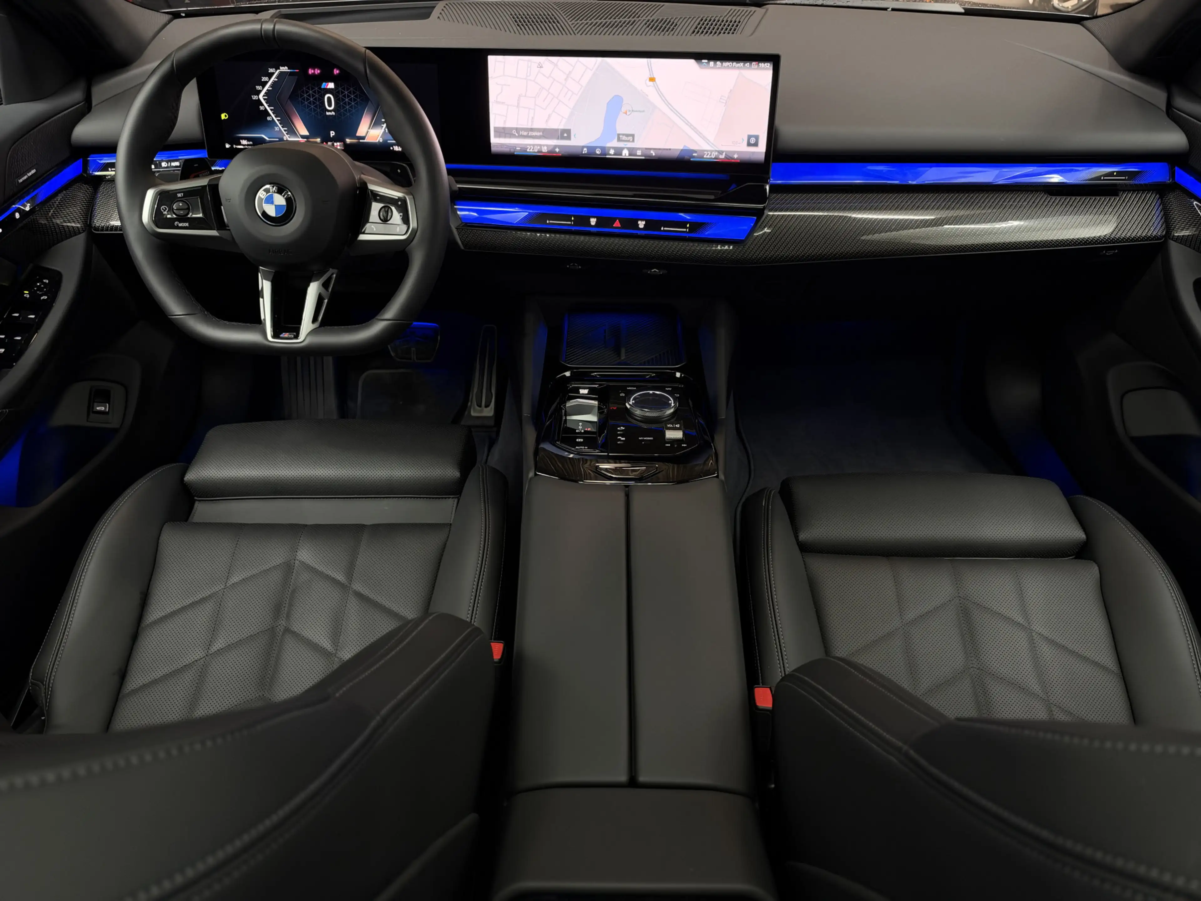 BMW 520 5-serie Touring 520i |Panorama|HeadUp|Trekhaak|Cry — photo 22