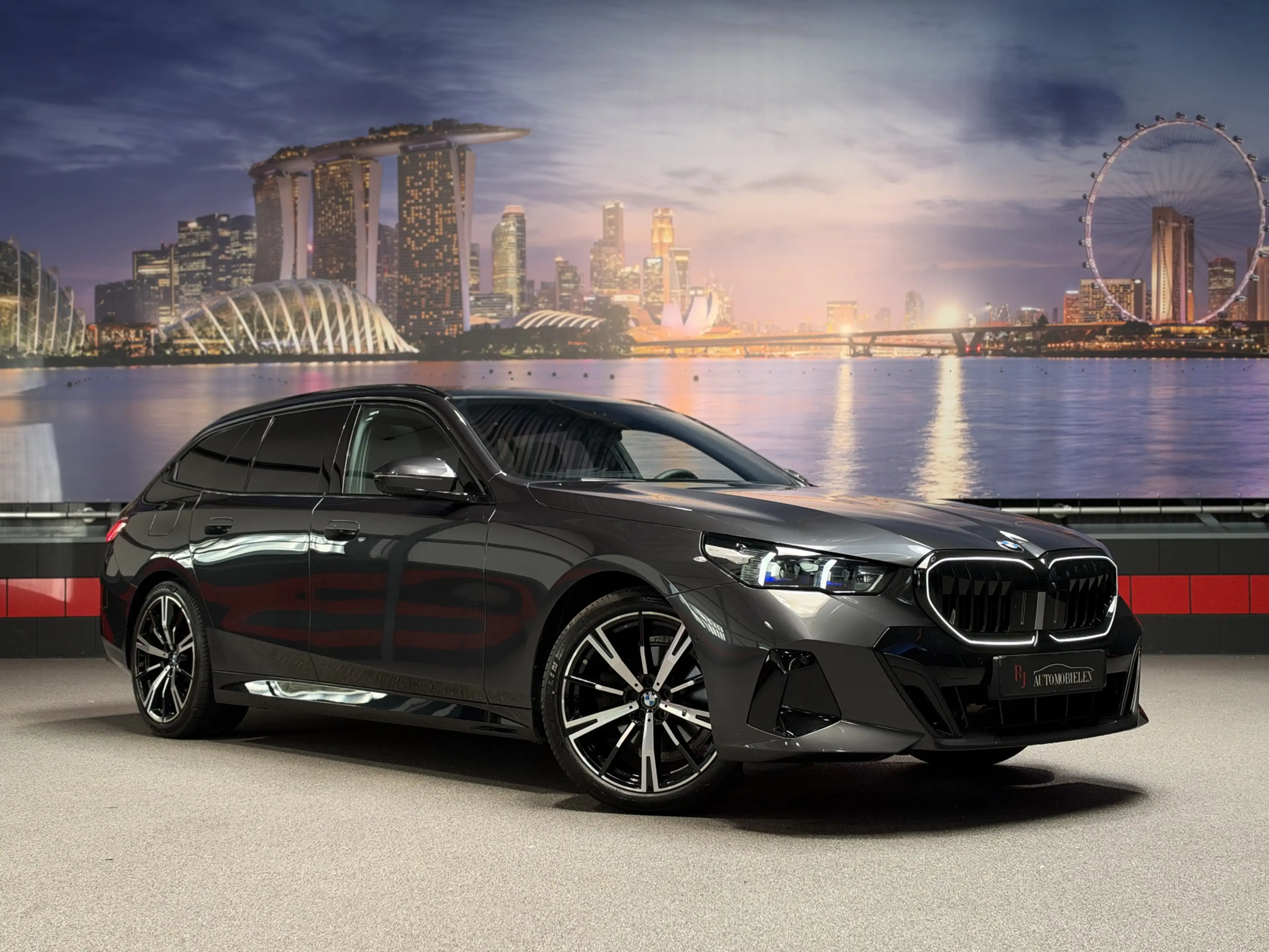 BMW 520 5-serie Touring 520i |Panorama|HeadUp|Trekhaak|Cry — photo 3