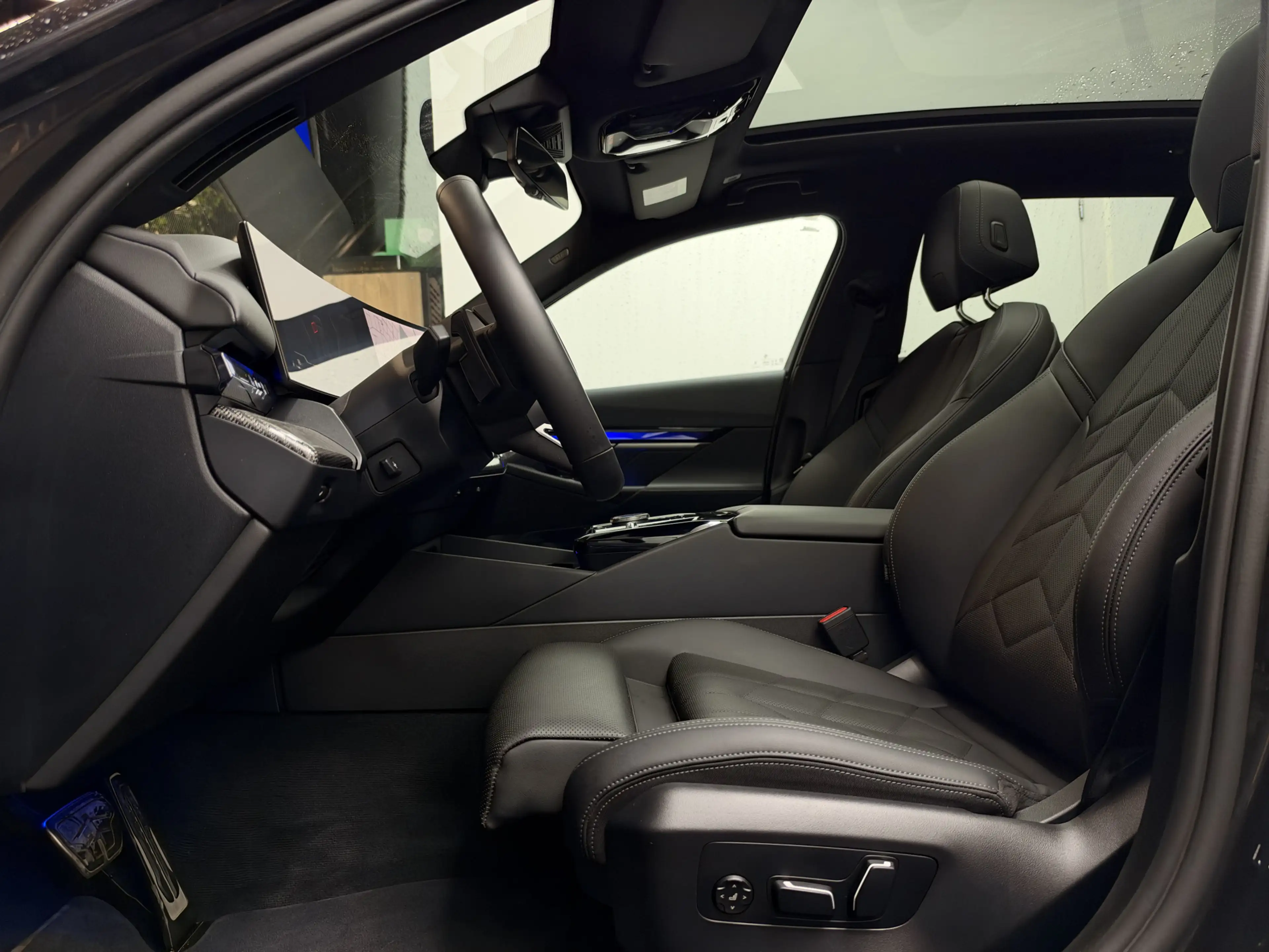 BMW 520 5-serie Touring 520i |Panorama|HeadUp|Trekhaak|Cry — photo 16