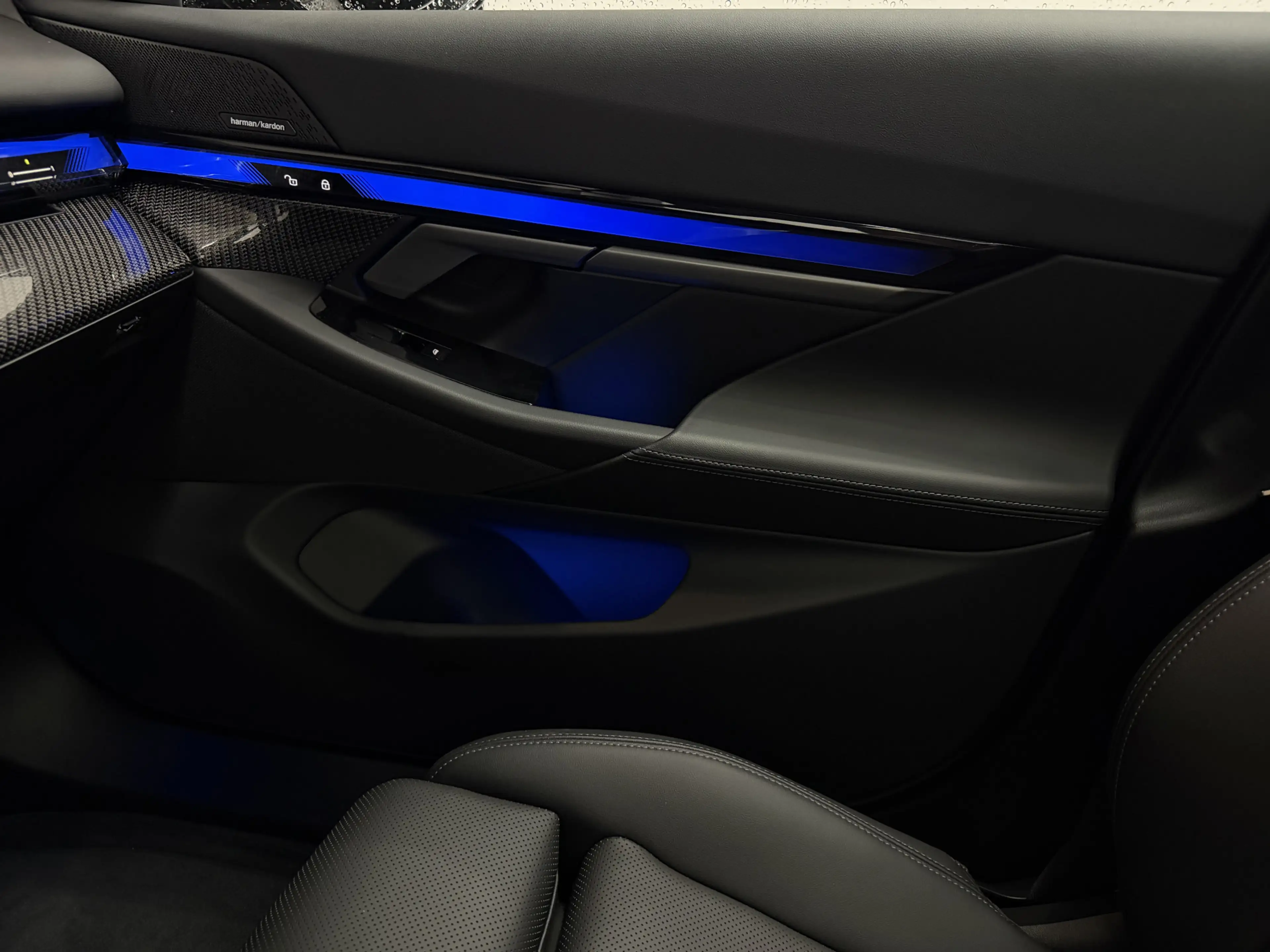 BMW 520 5-serie Touring 520i |Panorama|HeadUp|Trekhaak|Cry — photo 32