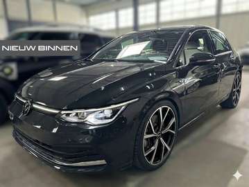 1.4 eHybrid Style | Memory seat | Massage | Adapti