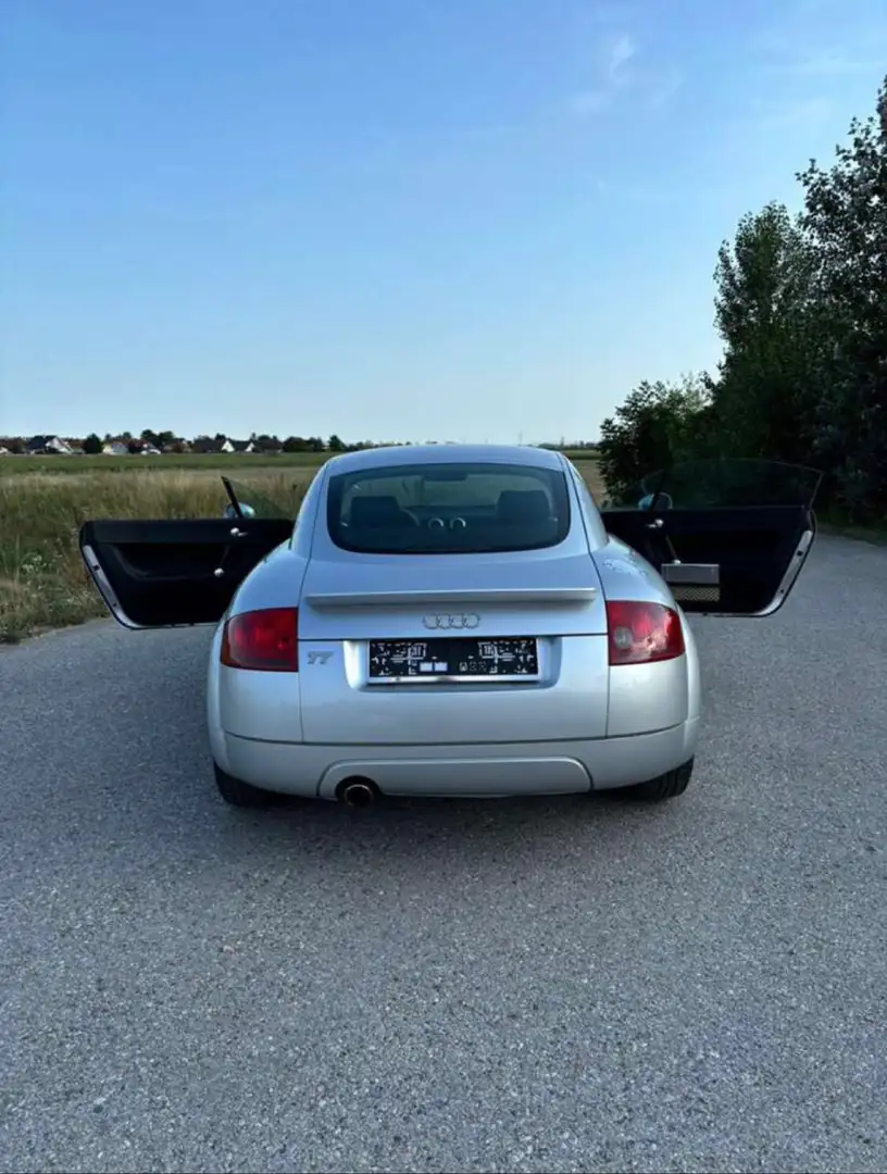Audi TT Audi TT 1,8 T Sportwagen / Coupé Plateado - 2
