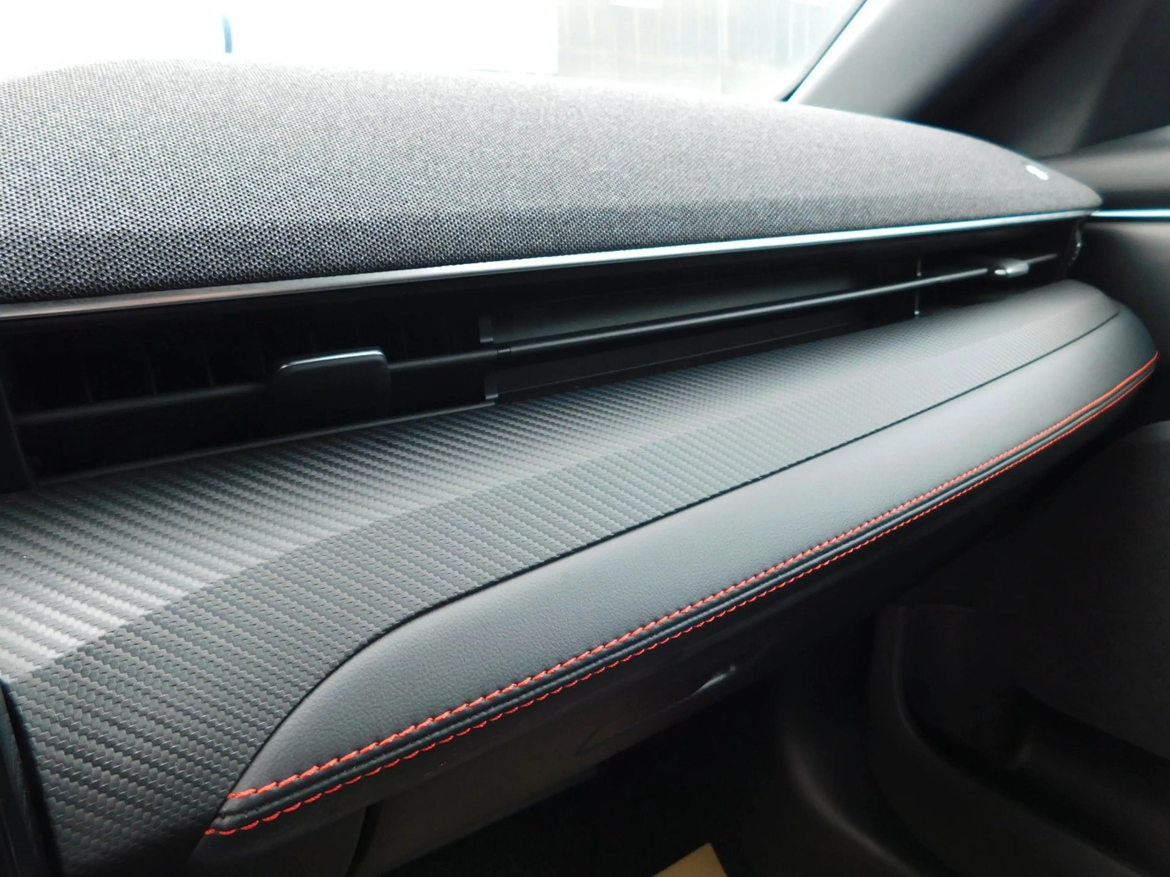 Ford Mustang Mach-E AWD PREMIUM Extended Range MATRIX — photo 15