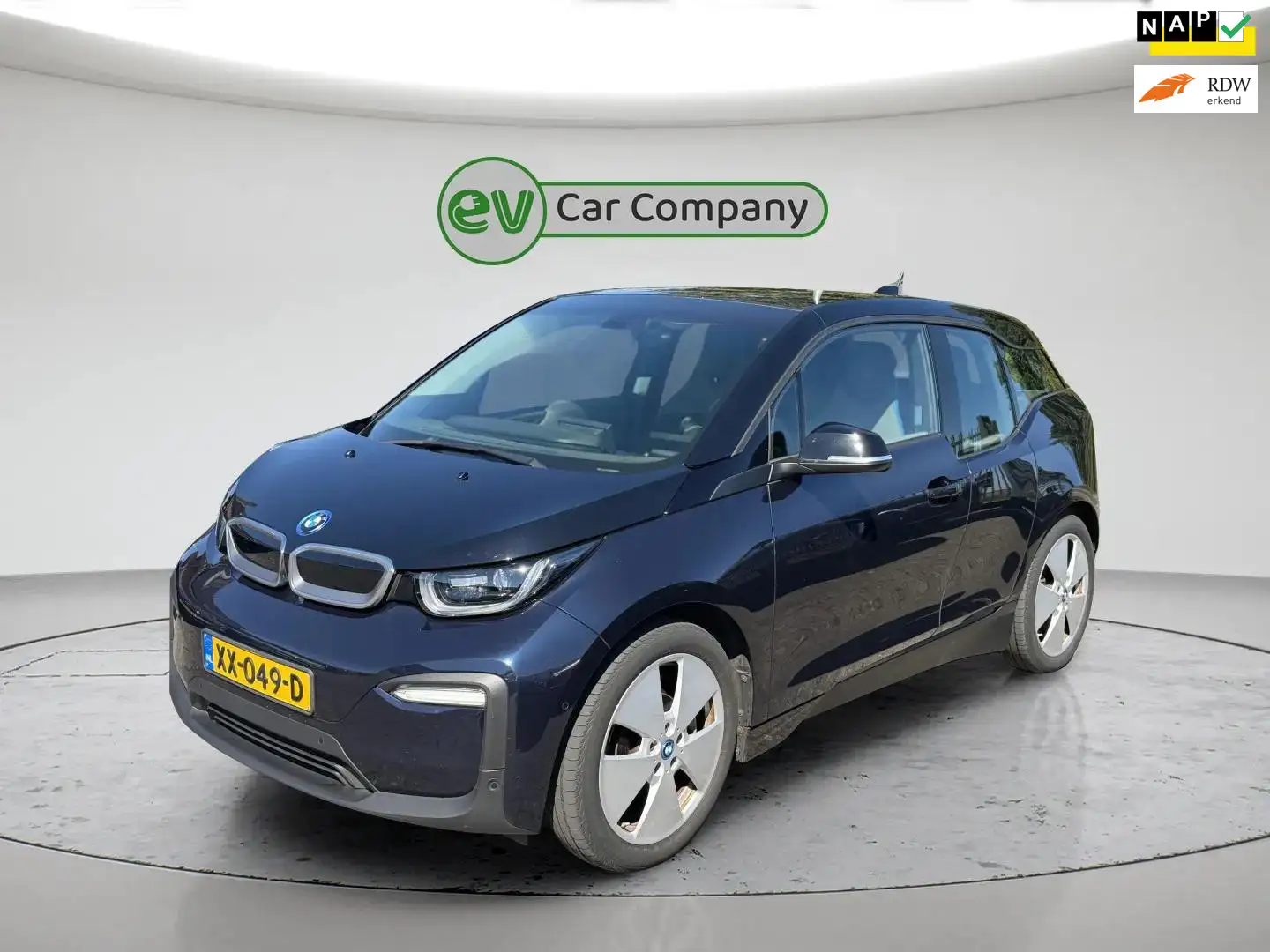 BMW i3 Basis 120Ah 42 kWh | SOH 89% | 19 Inch | Camera | Blauw - 1