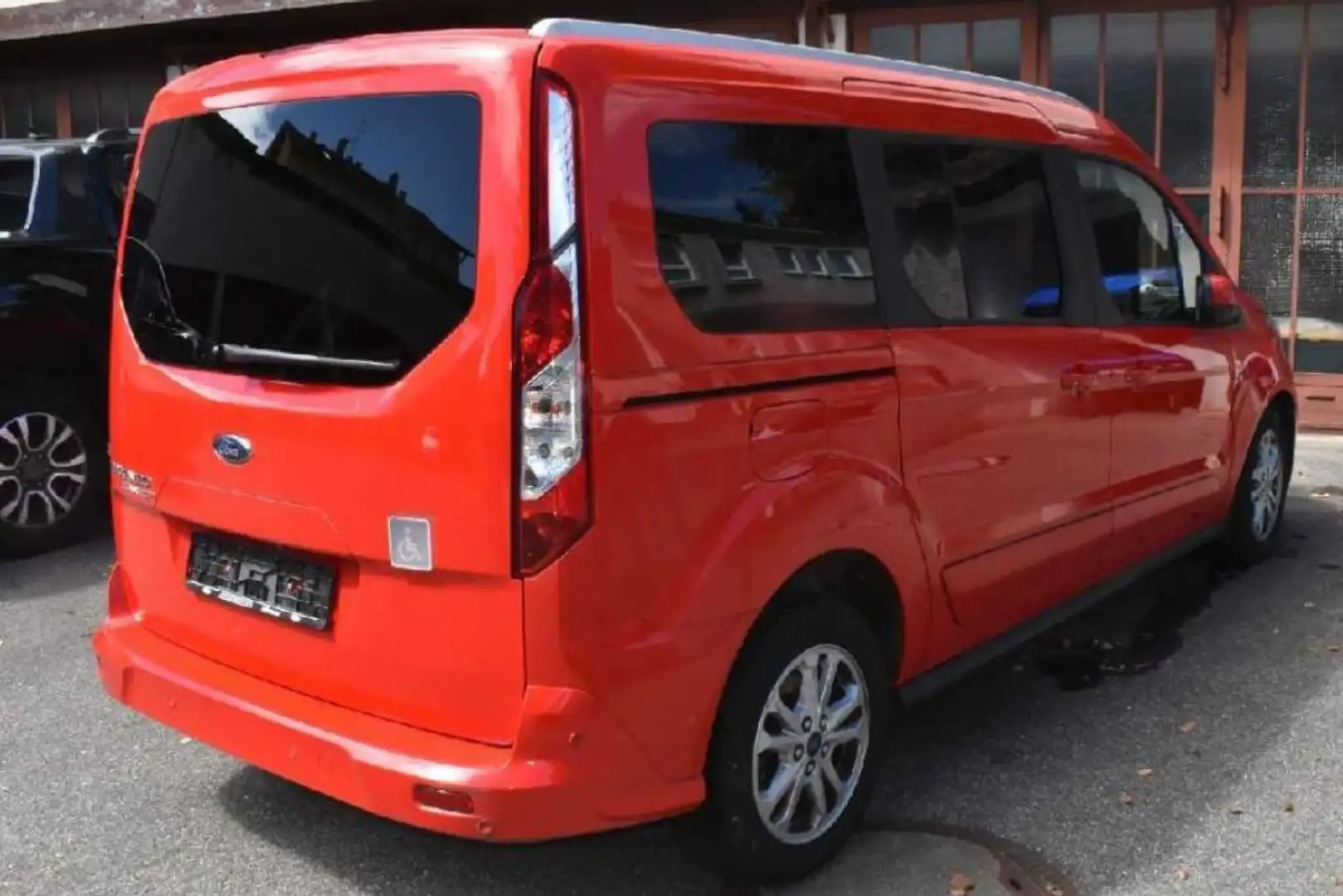 Ford Tourneo Connect Grand 1.5 EcoBlue Start/Stop Titanium Rot - 2
