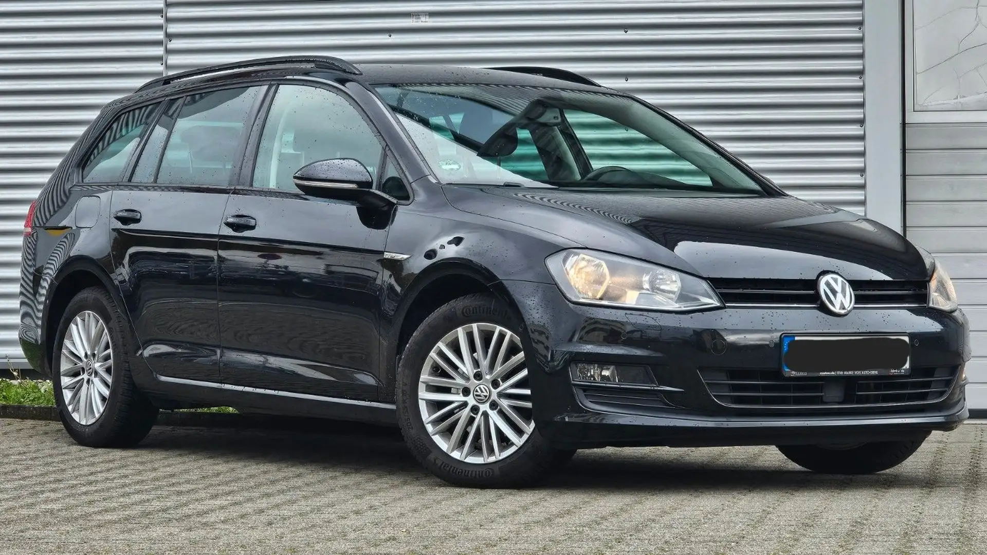 Volkswagen Golf VII Variant Cup BMT DSG ACC Spur Navi Černá - 1