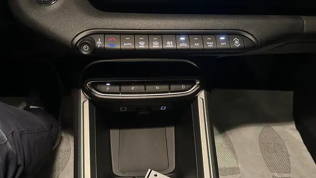Jeep Avenger view 8