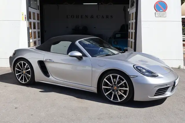 Porsche Boxster view 6
