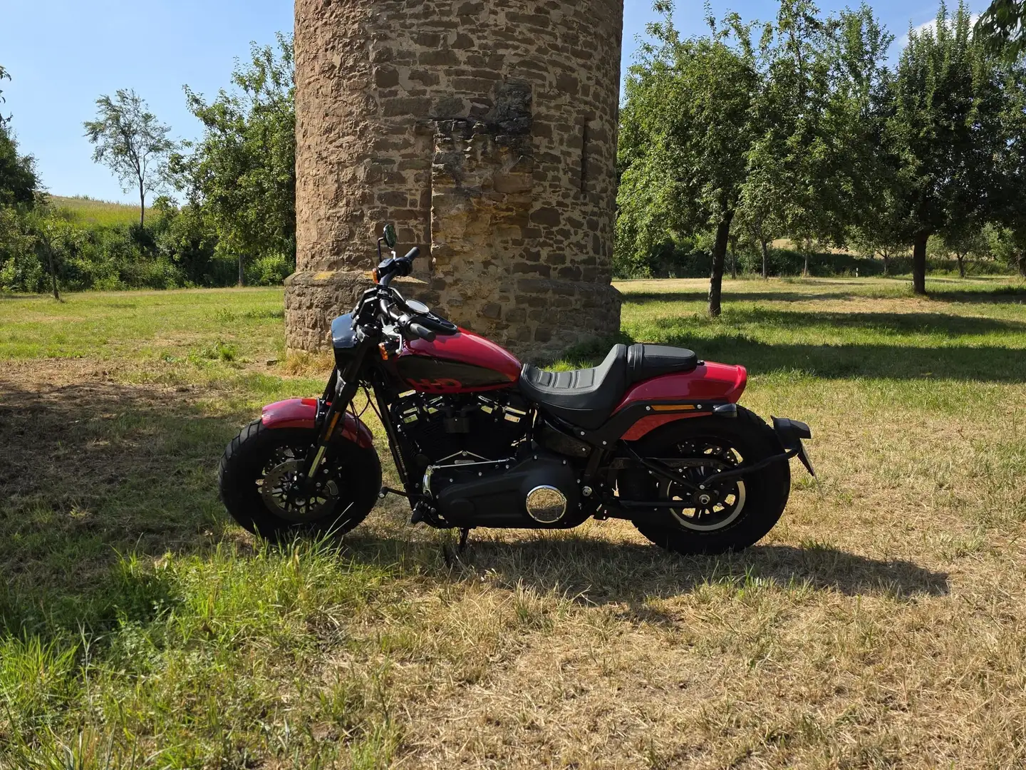 Harley-Davidson Fat Bob 114 FXFBS Rouge - 2