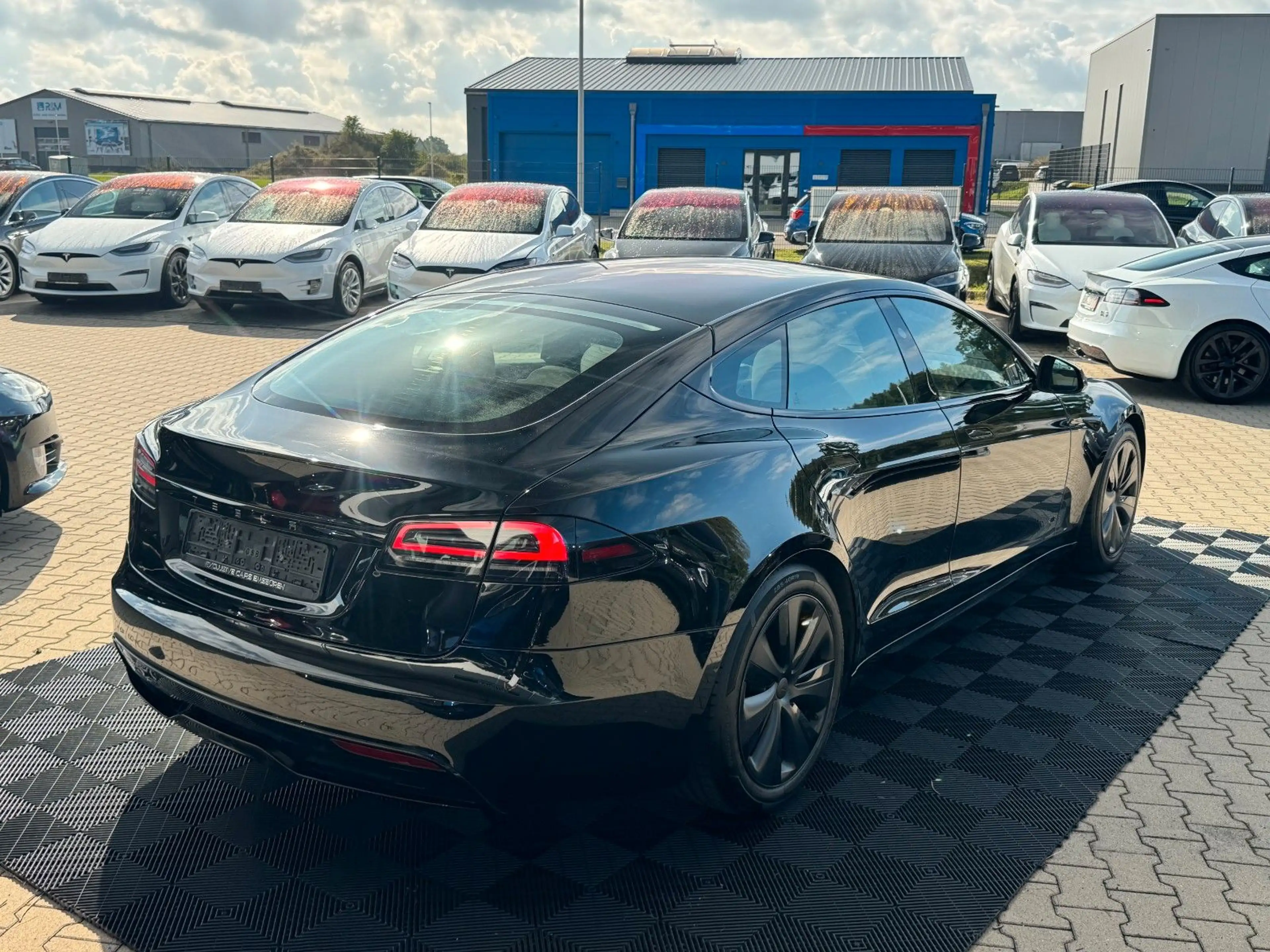 Tesla Model S MODEL S PALLADIUM | MATRIX | HW4 — photo 9