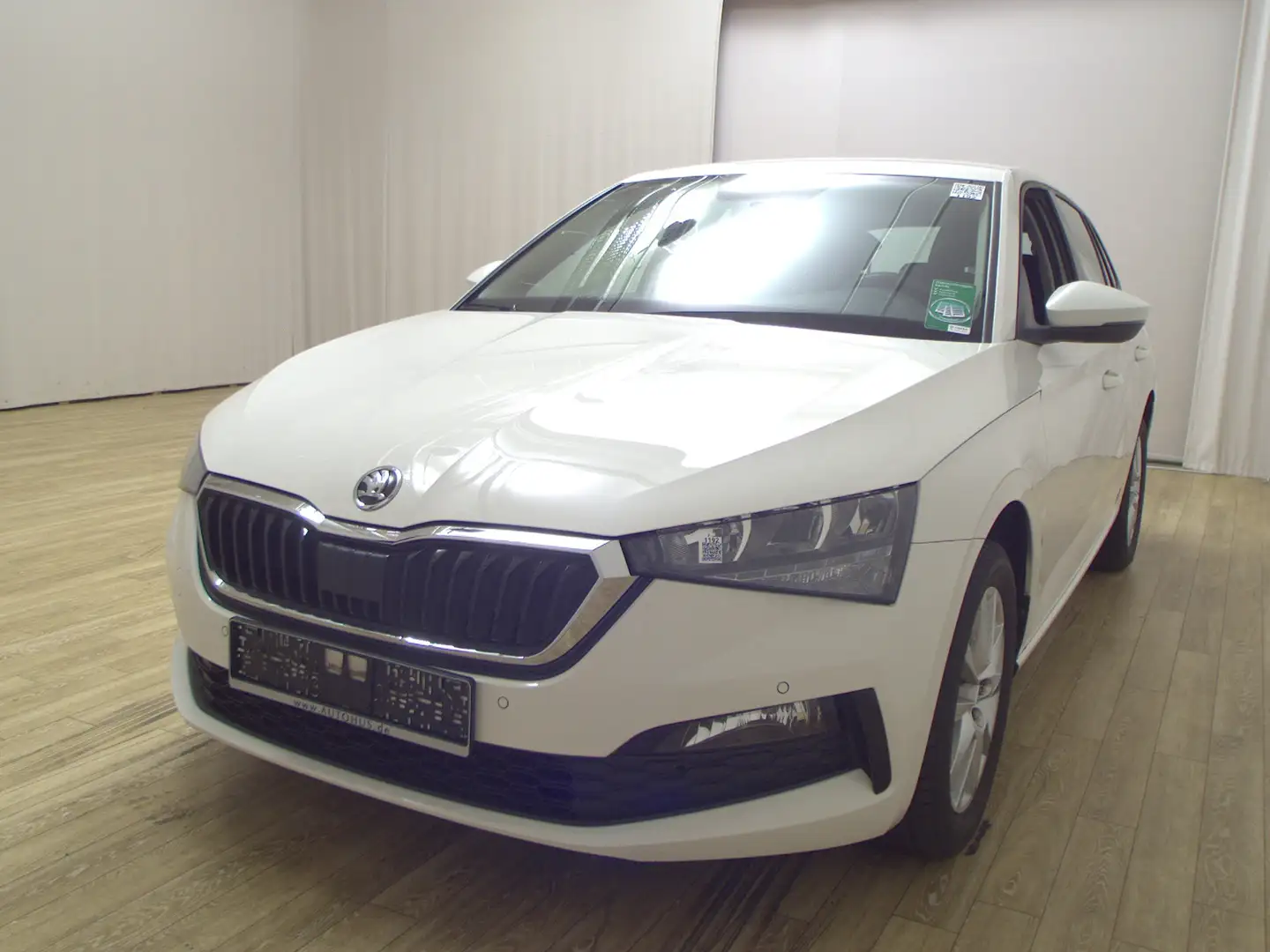 Skoda Scala 1.0 TSI Ambition Navi LED vc PDC Shz Weiß - 2