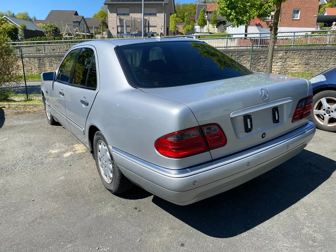 Mercedes-Benz E 240 E-Klasse Elegance, foto 2