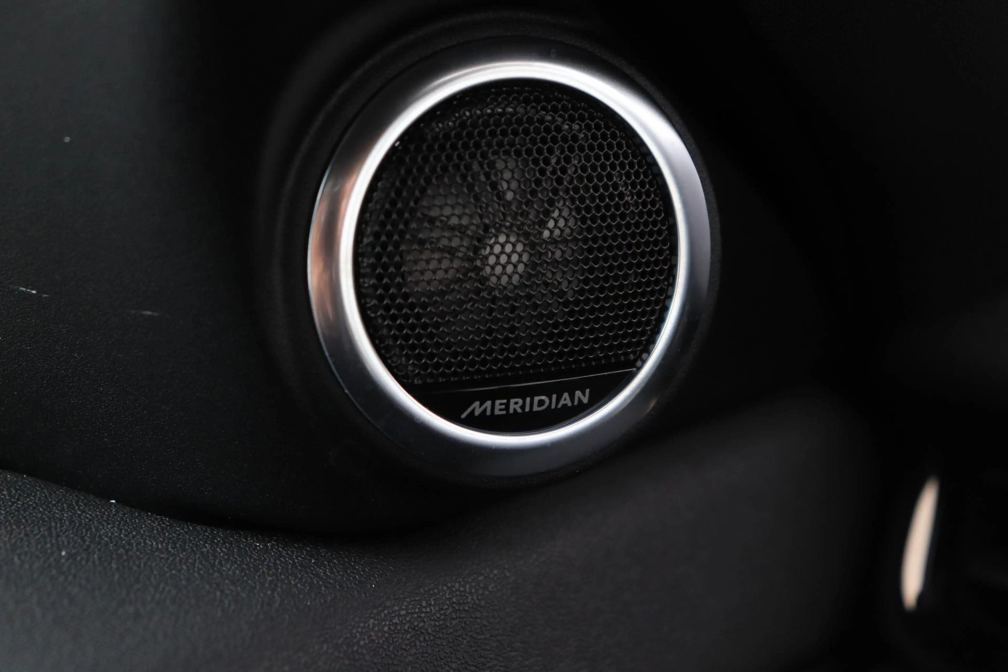 Land Rover Range Rover Evoque P270e Dynamic SE | Panoramadak | 360° Camera | ACC — photo 11