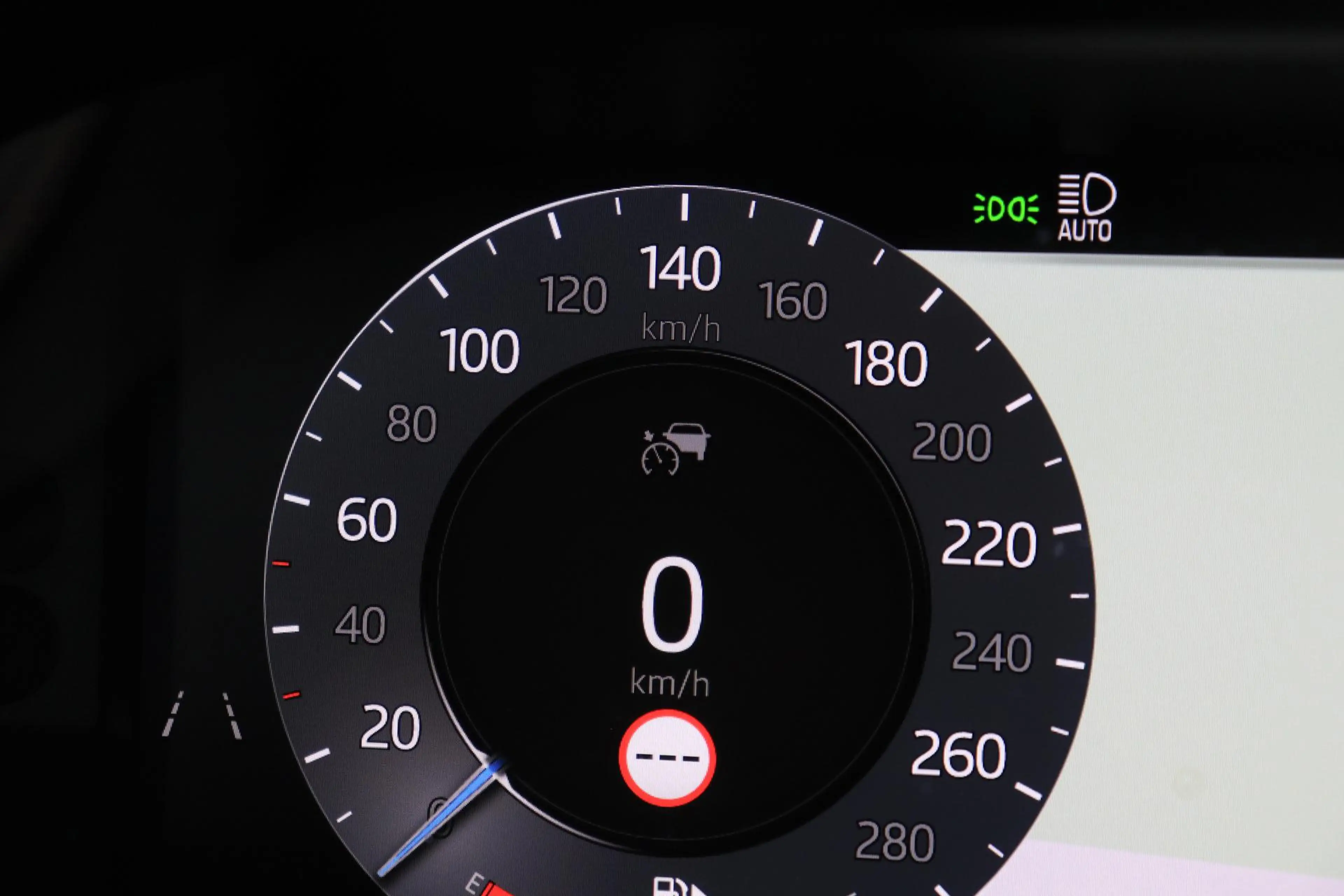 Land Rover Range Rover Evoque P270e Dynamic SE | Panoramadak | 360° Camera | ACC — photo 12