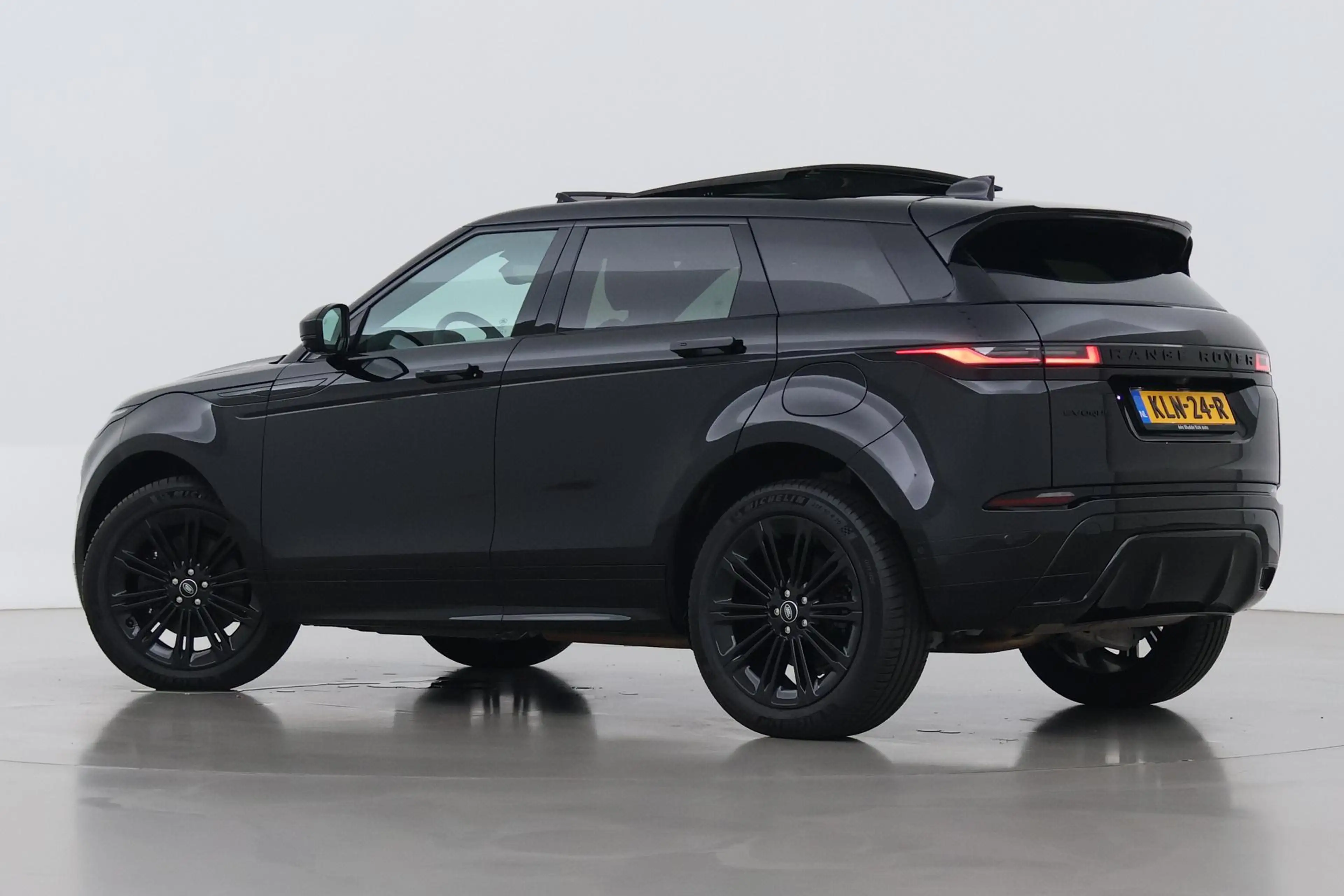 Land Rover Range Rover Evoque P270e Dynamic SE | Panoramadak | 360° Camera | ACC — photo 2