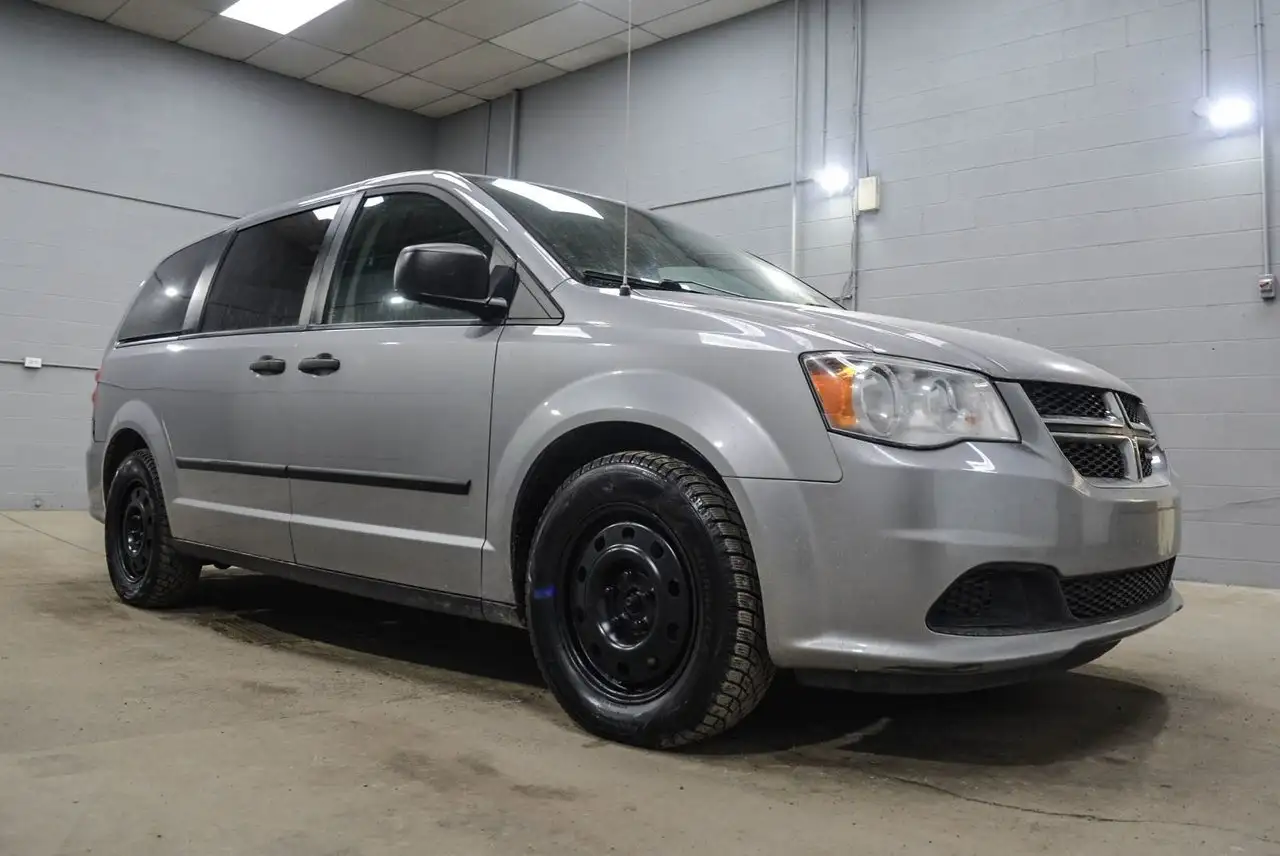 Dodge Grand Caravan снимка Dodge Grand Caravan