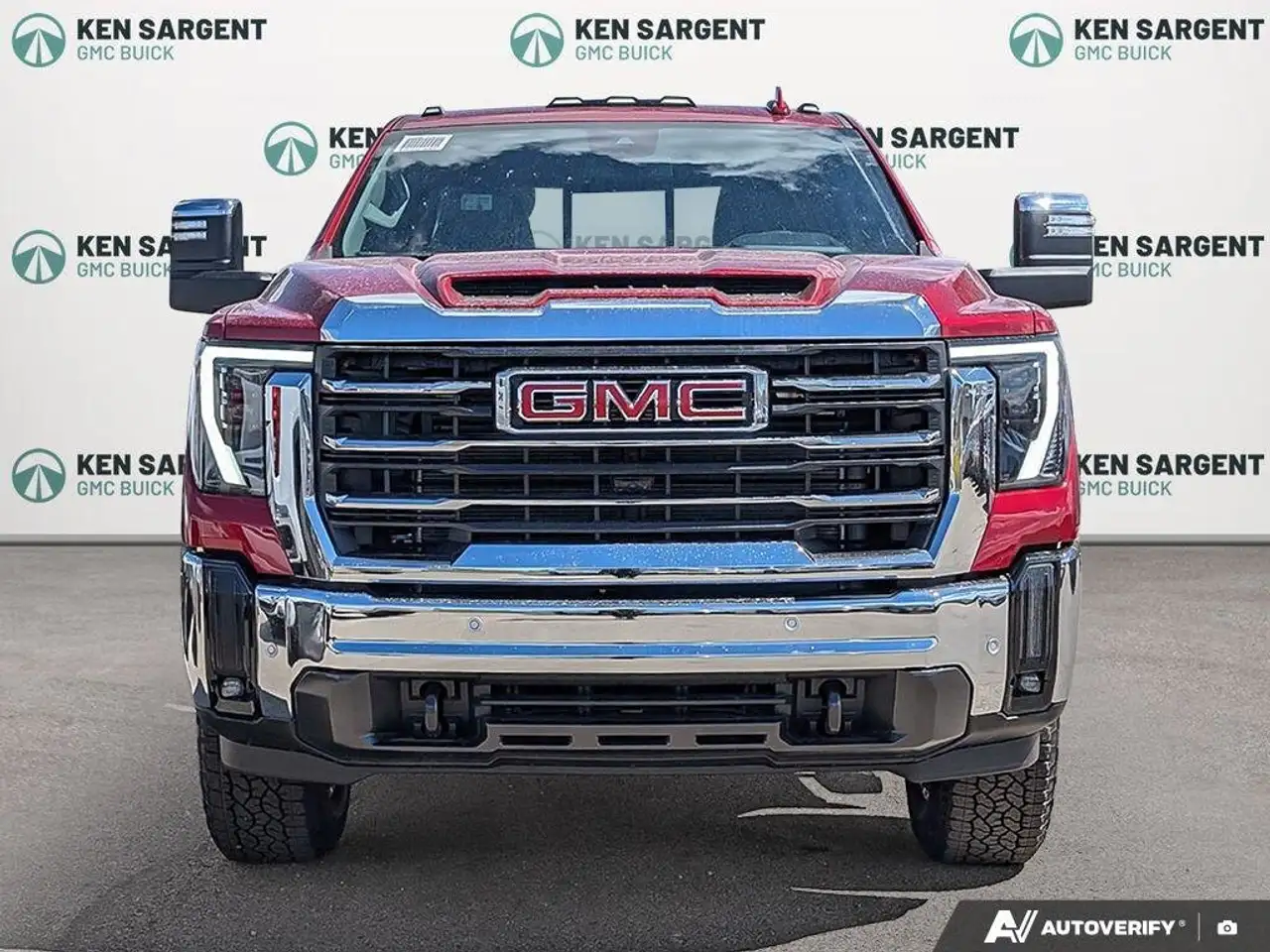 GMC Sierra 3500HD снимка GMC Sierra 3500HD
