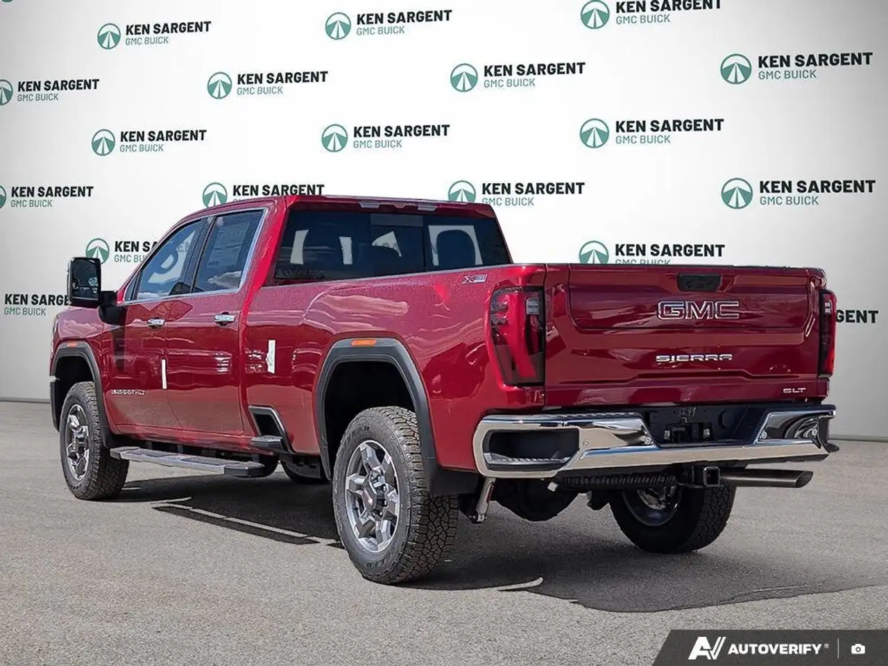 GMC Sierra 3500HD снимка GMC Sierra 3500HD