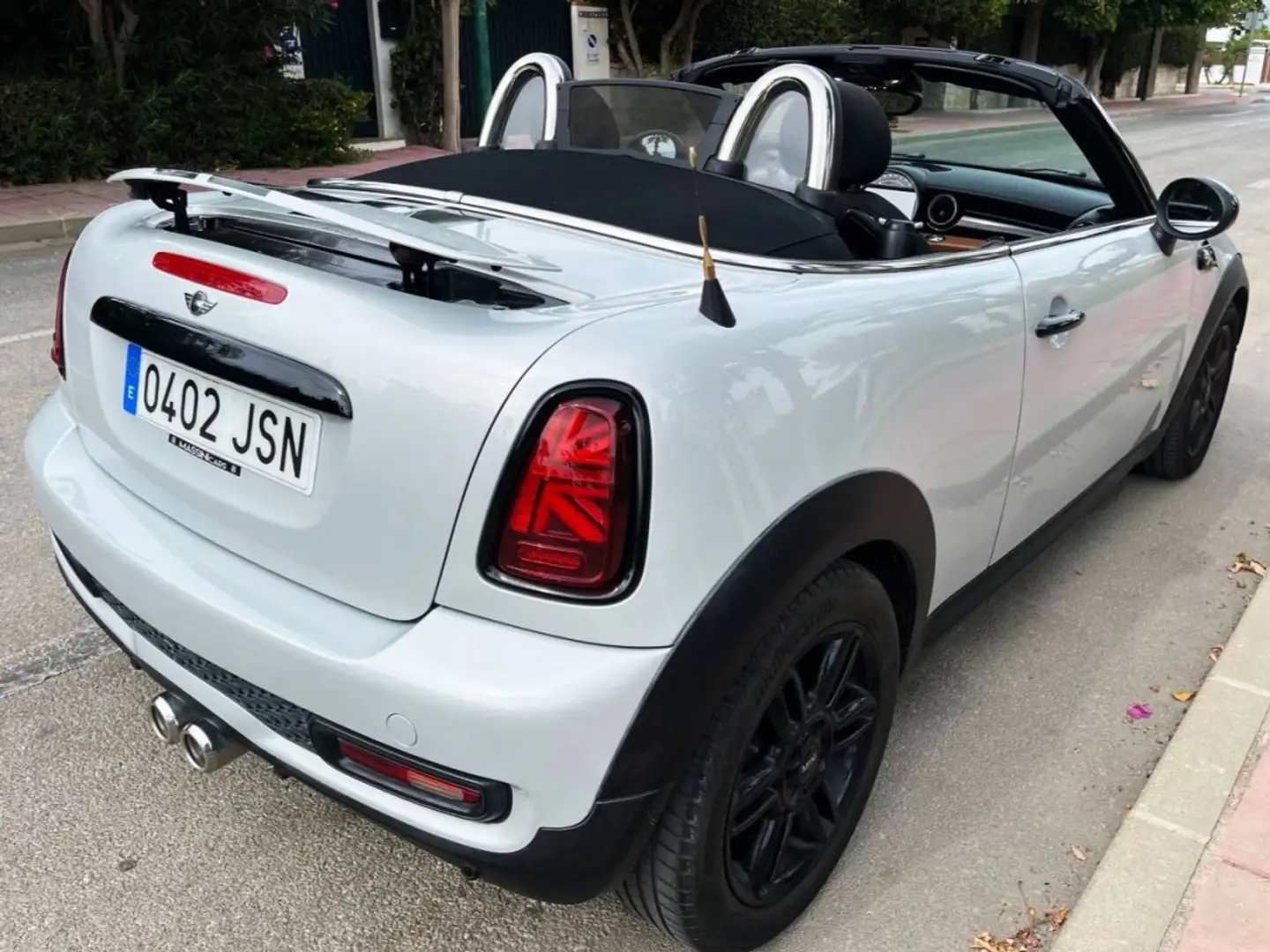 MINI Cooper SD Roadster Srebrny - 2