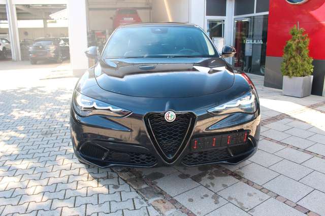 Alfa Romeo Stelvio Veloce Q4 MY23  WERKSGARA.07-27