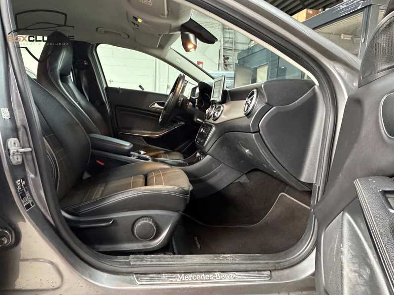 Mercedes-Benz GLA 180 Prestige — photo 17