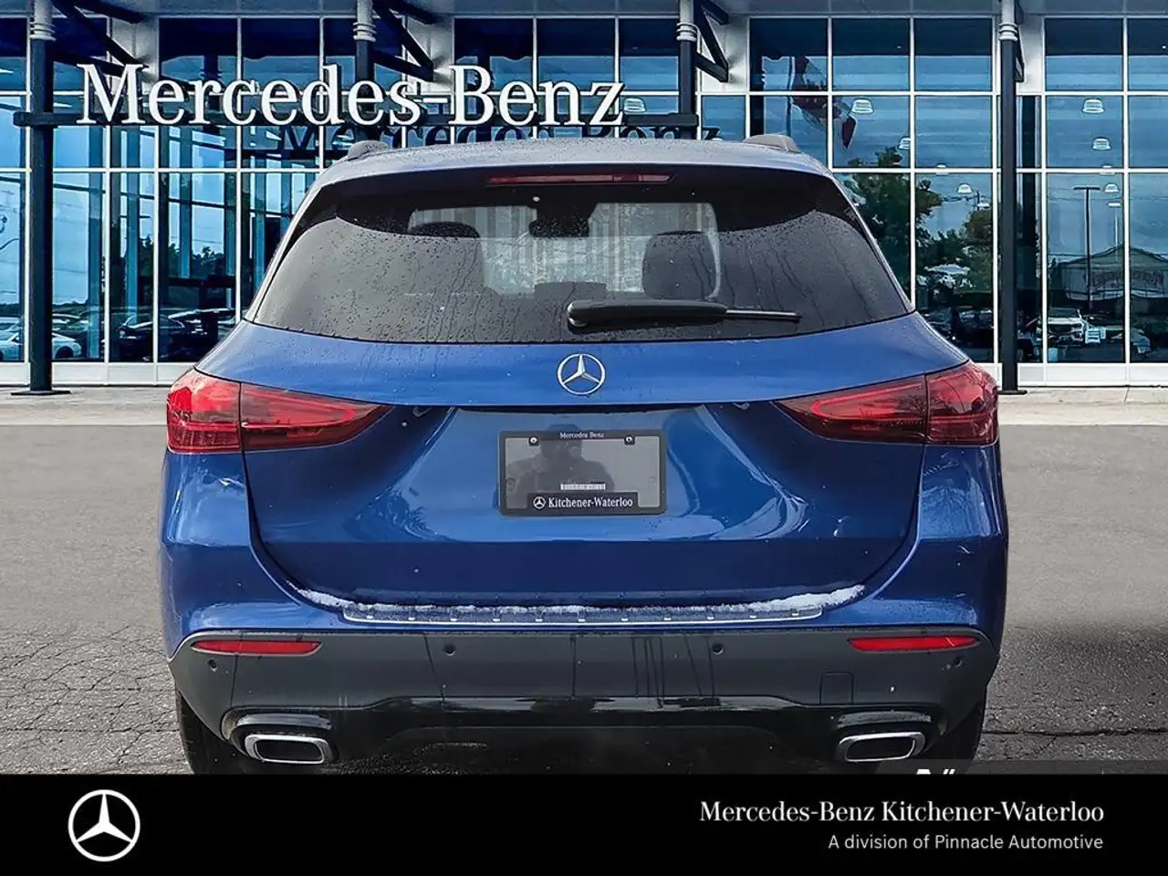 Mercedes-Benz GLA снимка Mercedes-Benz GLA