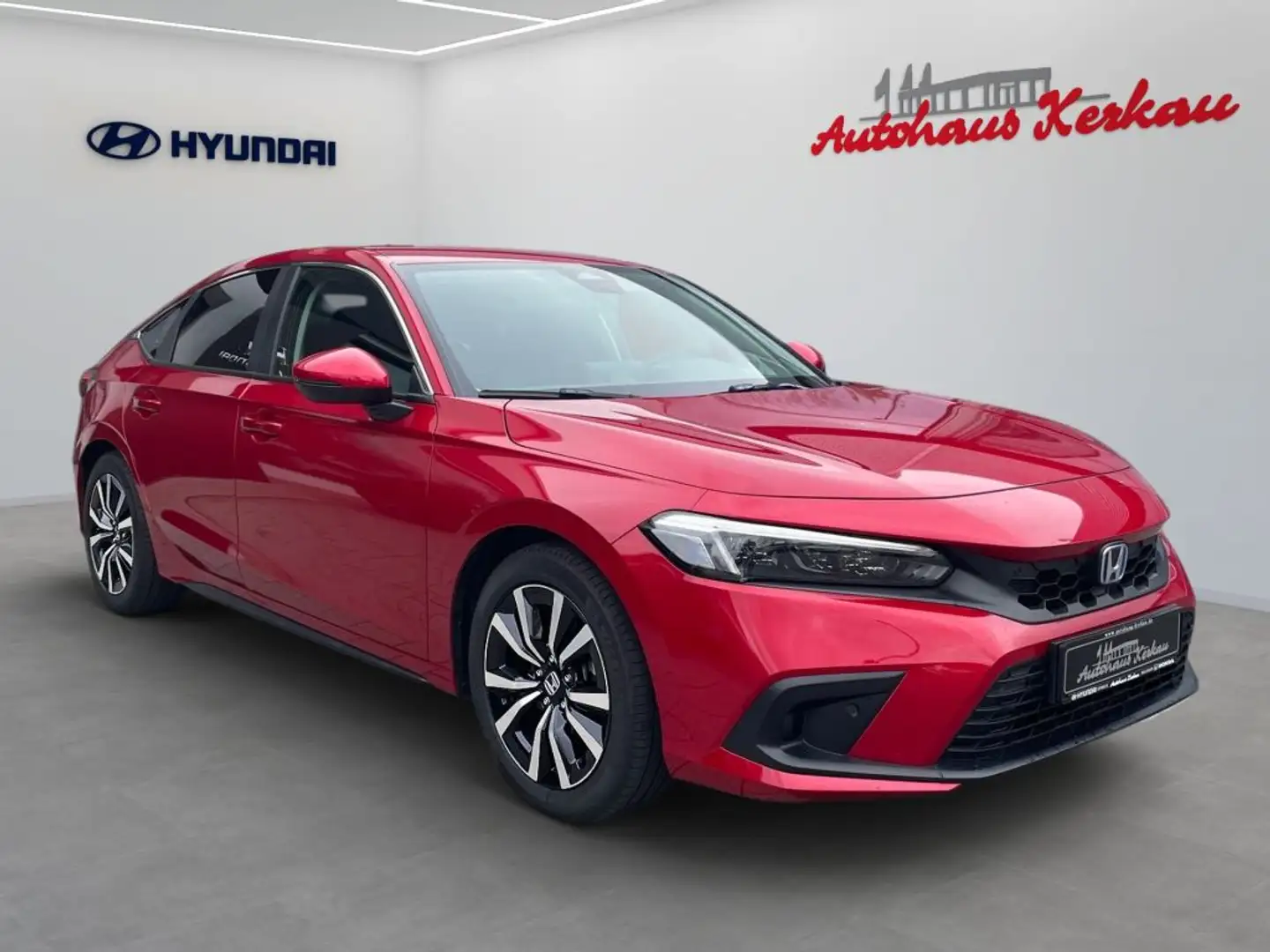 Honda Civic e:HEV 2.0 i-MMD Hybrid Elegance Dienstwagen Rot - 2