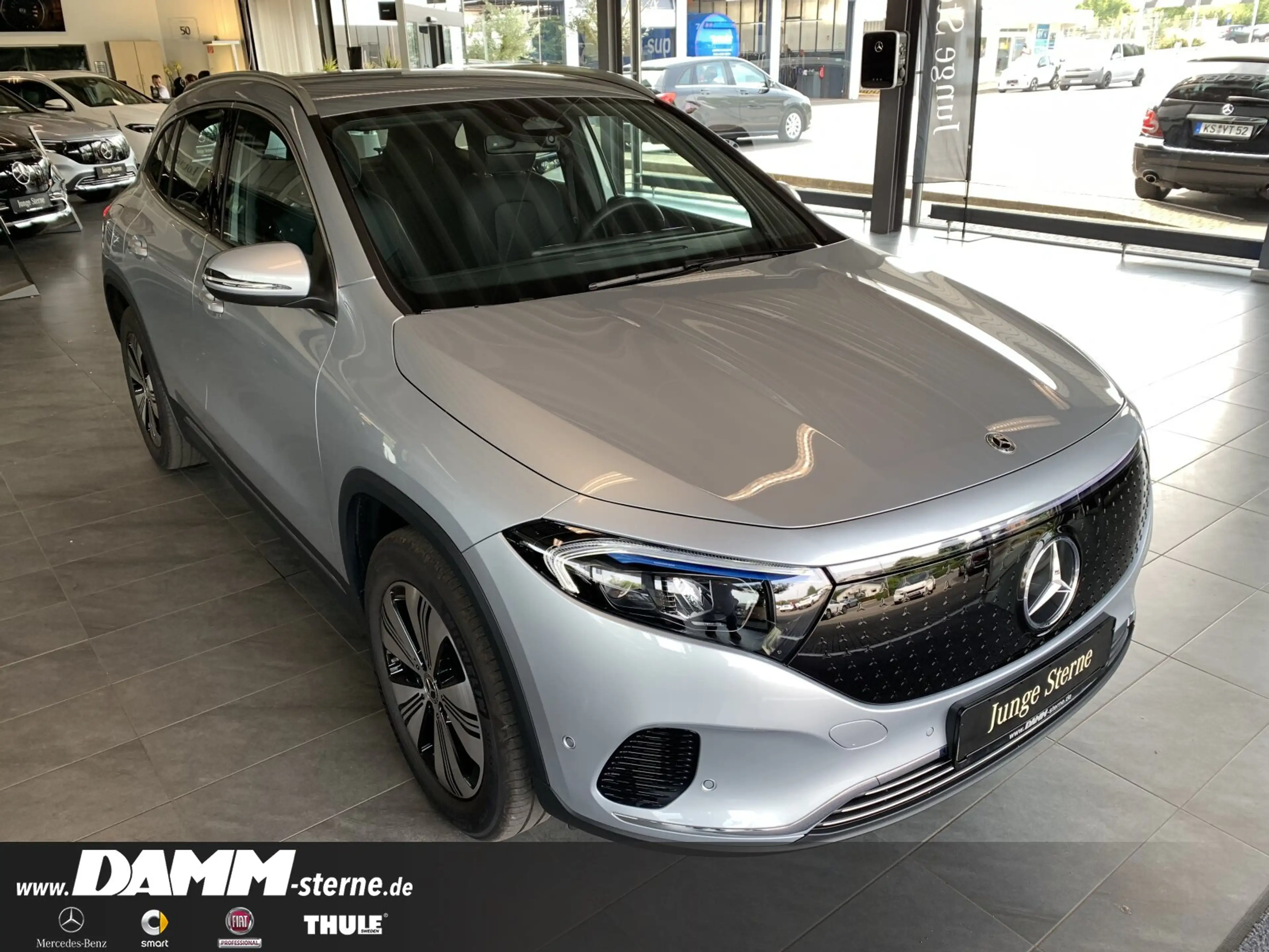 Mercedes-Benz EQA 300 EQA 300 4M Progressive Adv/CarPlay/60 M GA +Flex — photo 3
