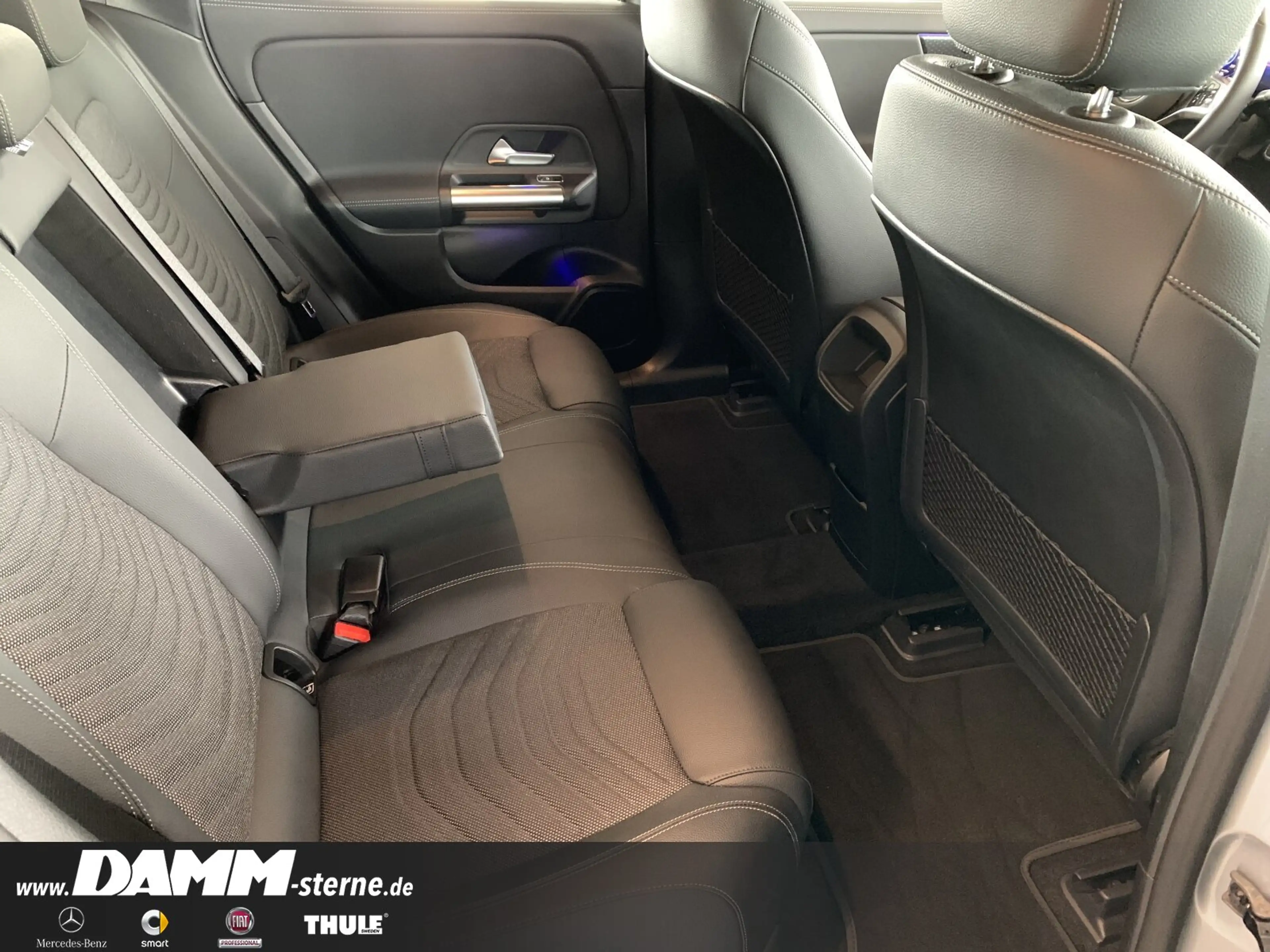 Mercedes-Benz EQA 300 EQA 300 4M Progressive Adv/CarPlay/60 M GA +Flex — photo 14