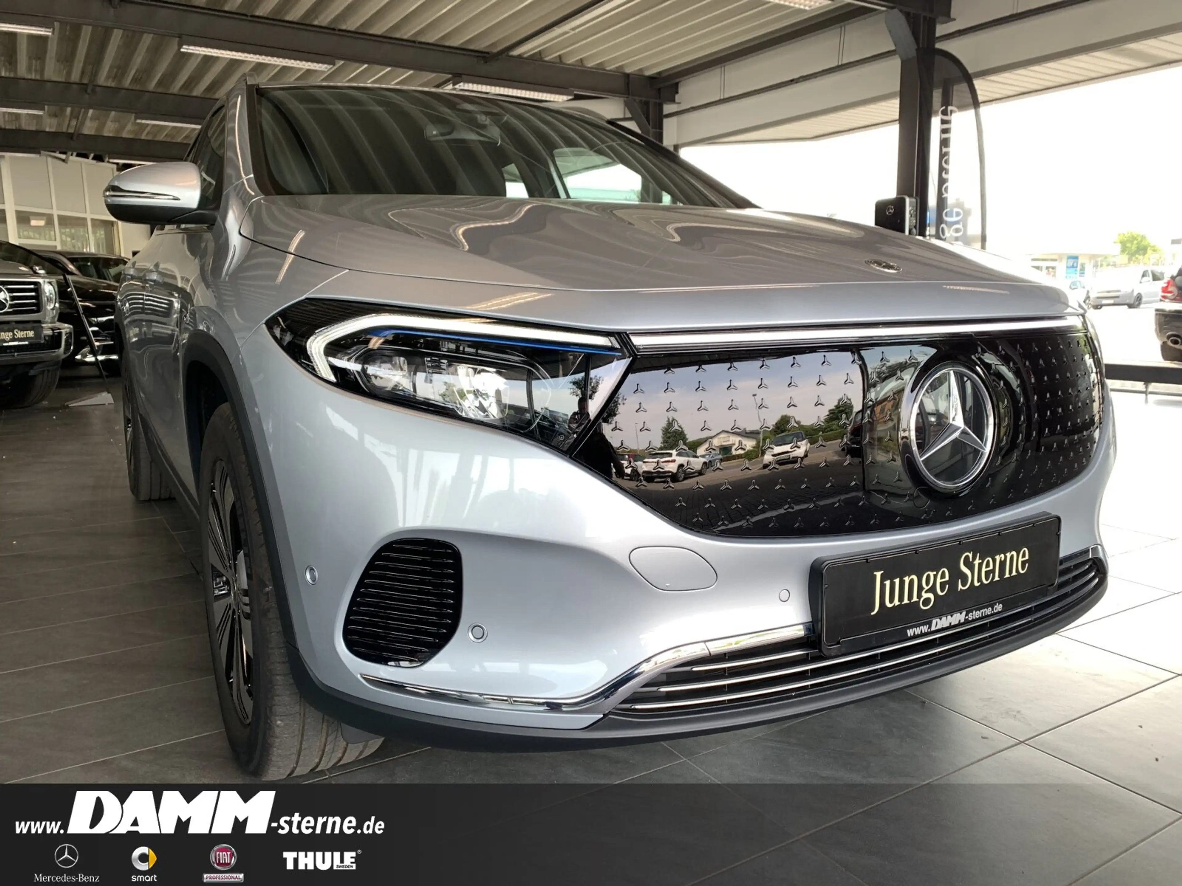 Mercedes-Benz EQA 300 EQA 300 4M Progressive Adv/CarPlay/60 M GA +Flex — photo 6