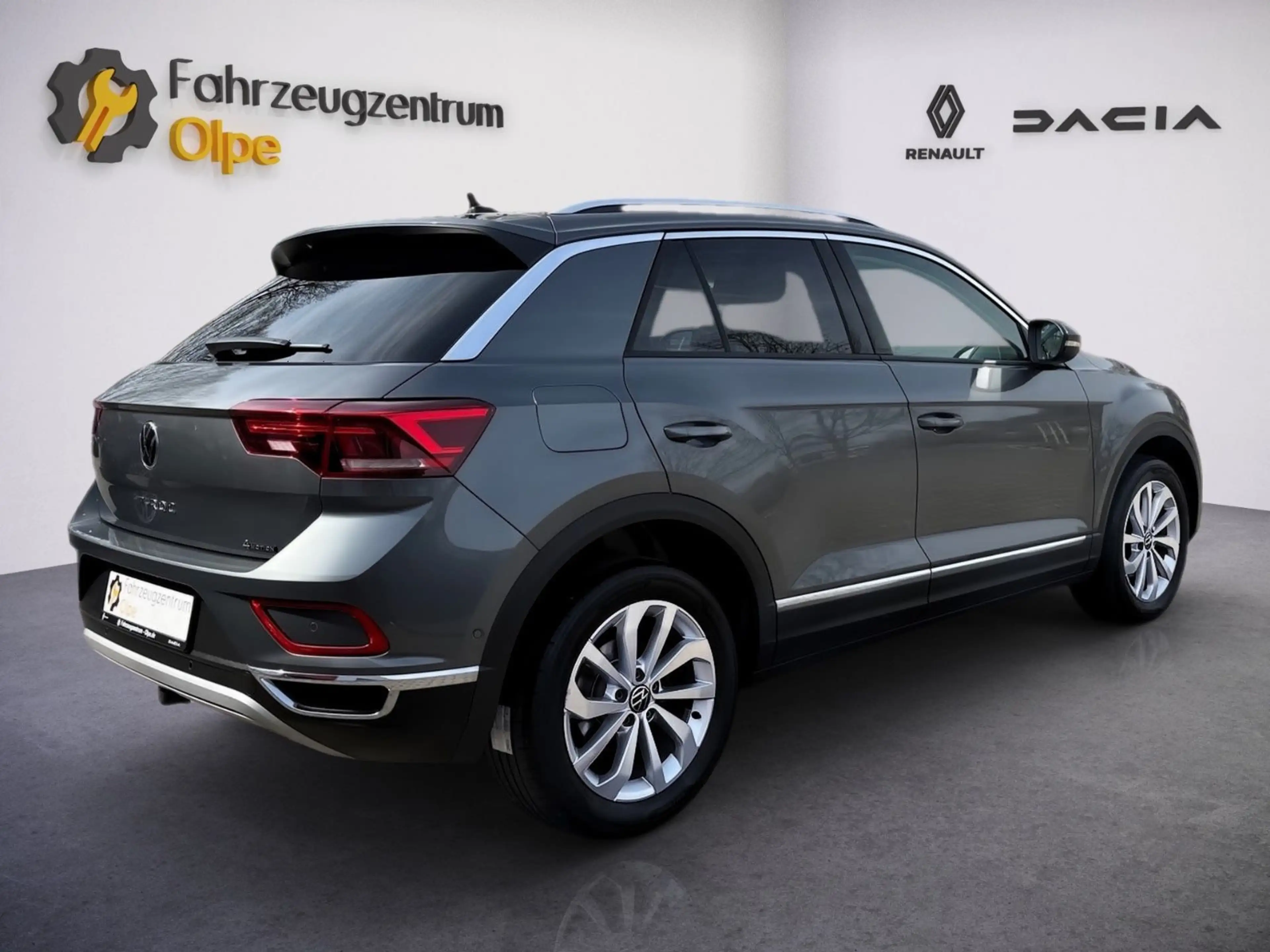 Volkswagen T-Roc Style 4Motion, ACC, AHK, mit WR — photo 5