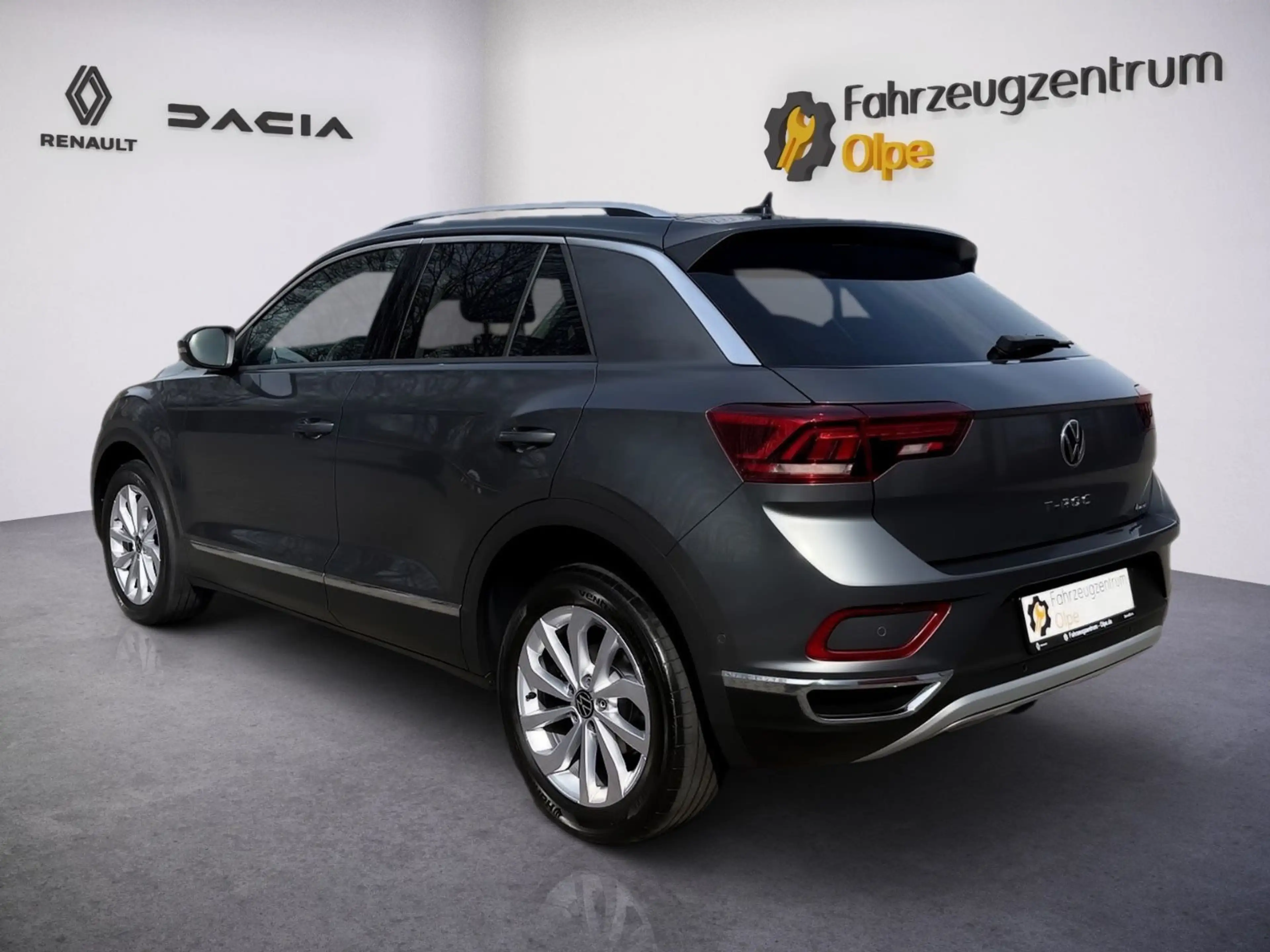 Volkswagen T-Roc Style 4Motion, ACC, AHK, mit WR — photo 6