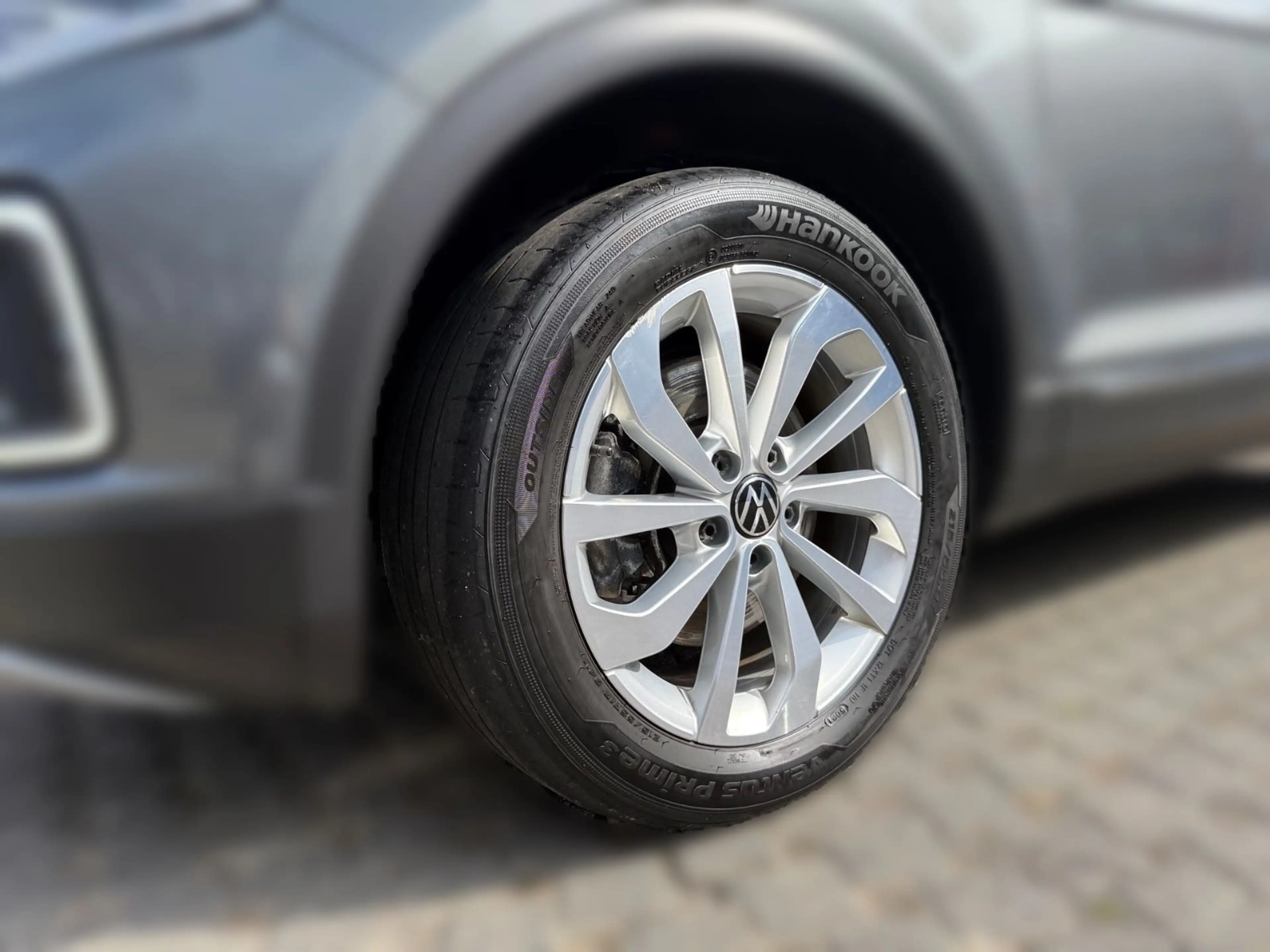 Volkswagen T-Roc Style 4Motion, ACC, AHK, mit WR — photo 9