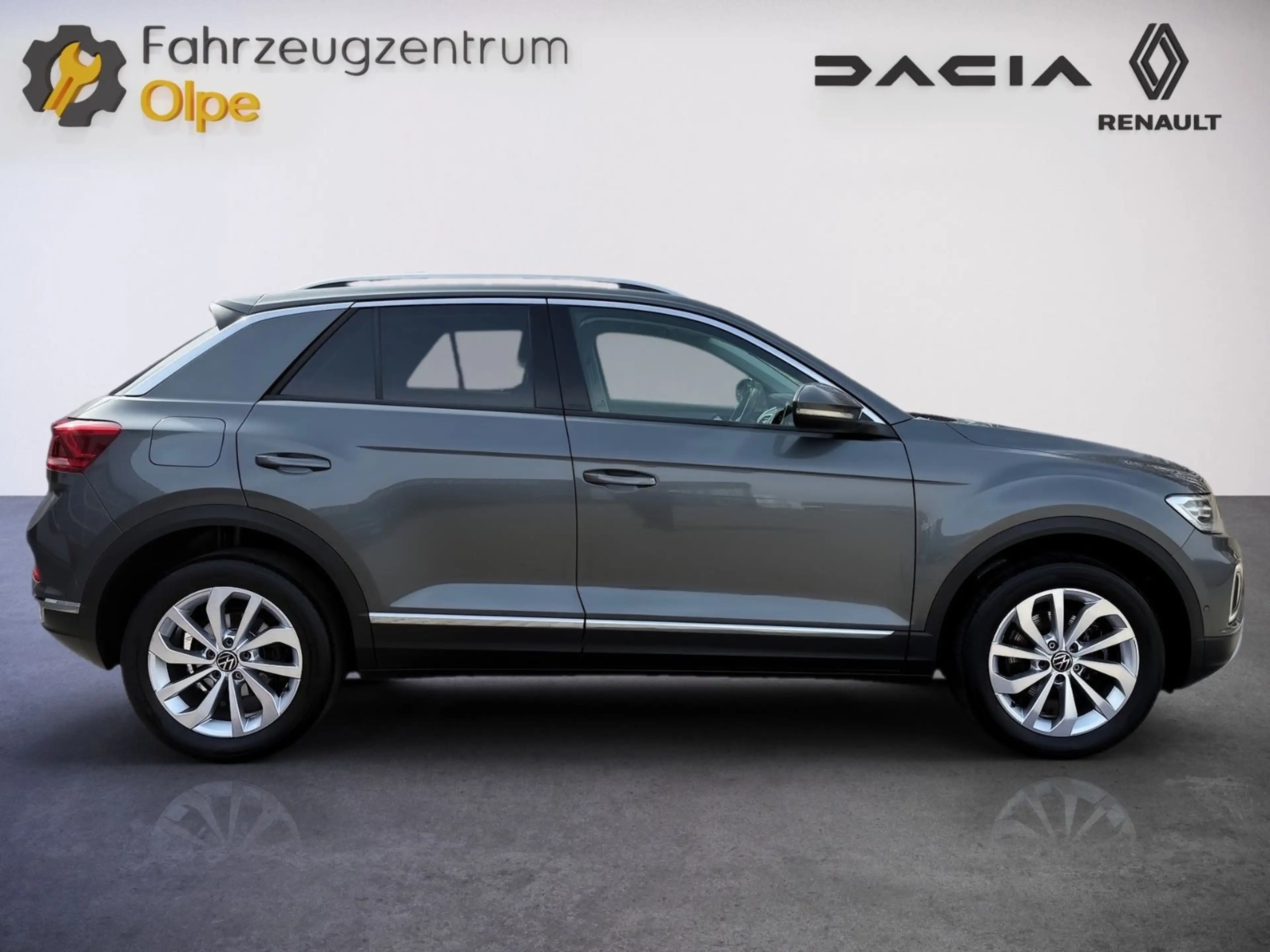 Volkswagen T-Roc Style 4Motion, ACC, AHK, mit WR — photo 4