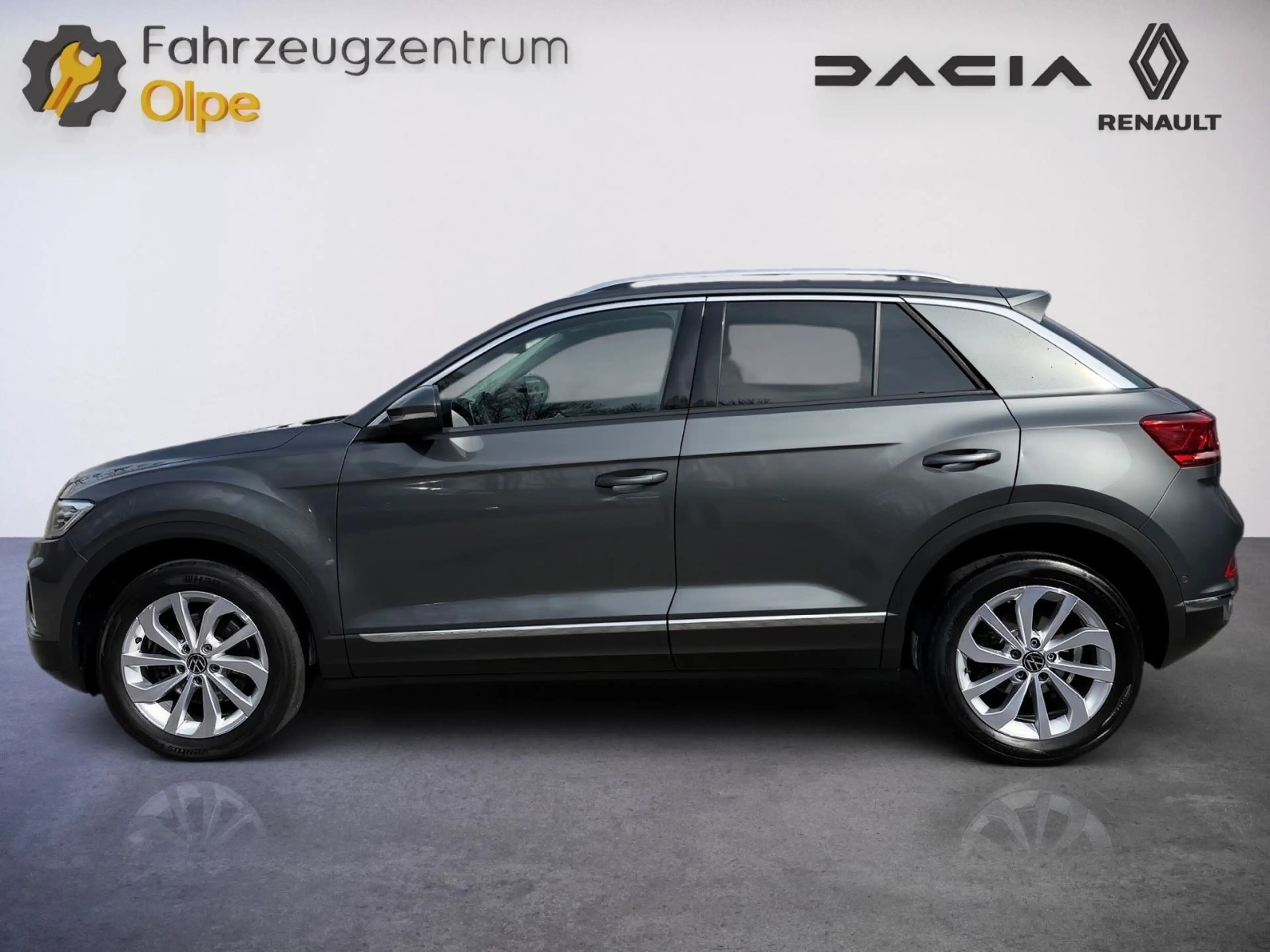 Volkswagen T-Roc Style 4Motion, ACC, AHK, mit WR — photo 7