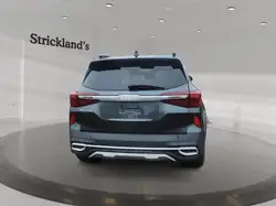 Kia Seltos снимка Kia Seltos