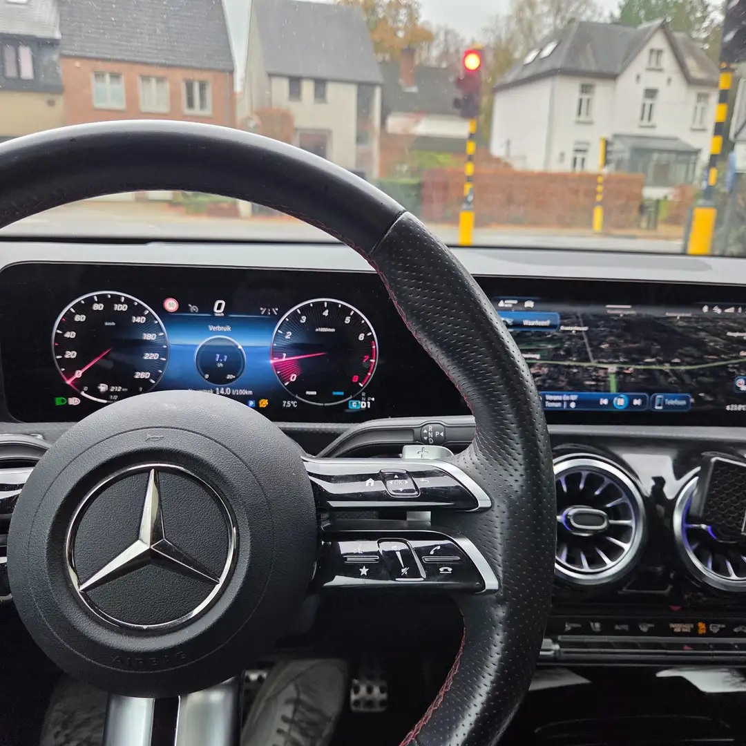 Mercedes-Benz A 180 A 180 limousine  amg kit Argent - 2