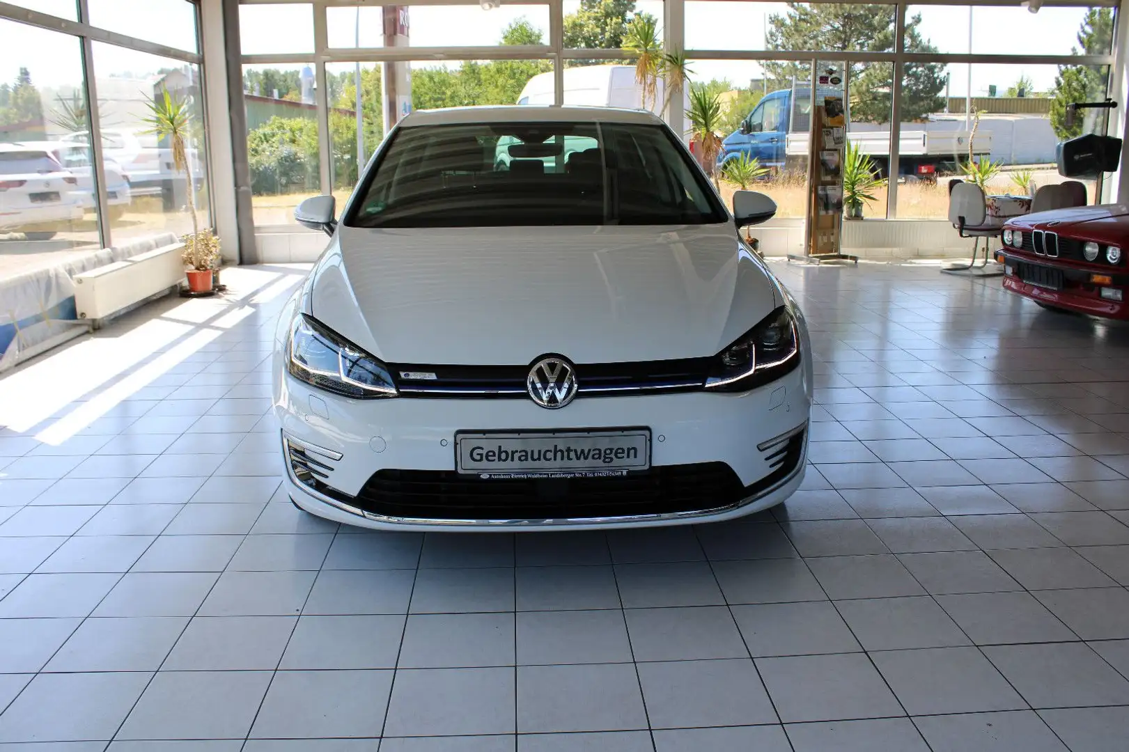 Volkswagen Golf VII e-Golf LED NAVI SITZHEIZUNG TEMPOMAT Wit - 2