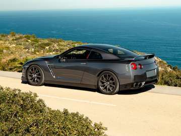 GT-R 3.8 V6 Black Edition Aut. Black Edition