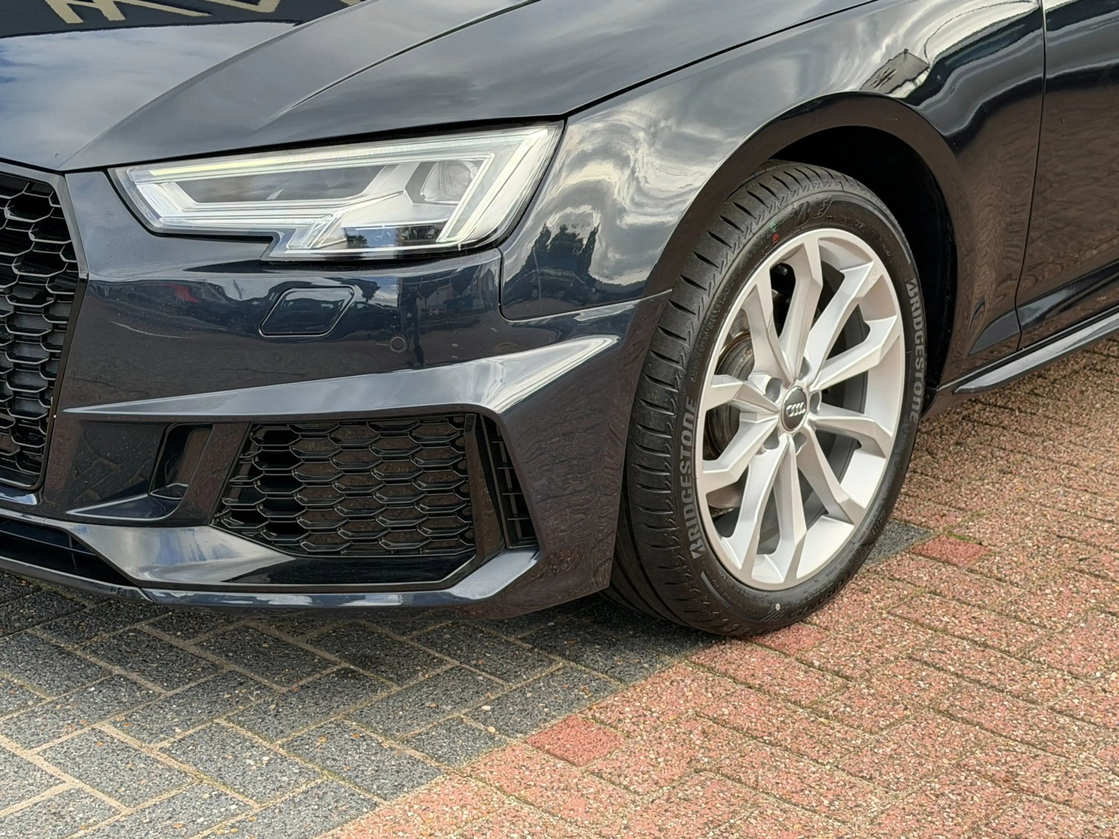 Audi A4 Avant 2.0 TFSI ultra Sport Pro Line S Spring Advan — photo 4