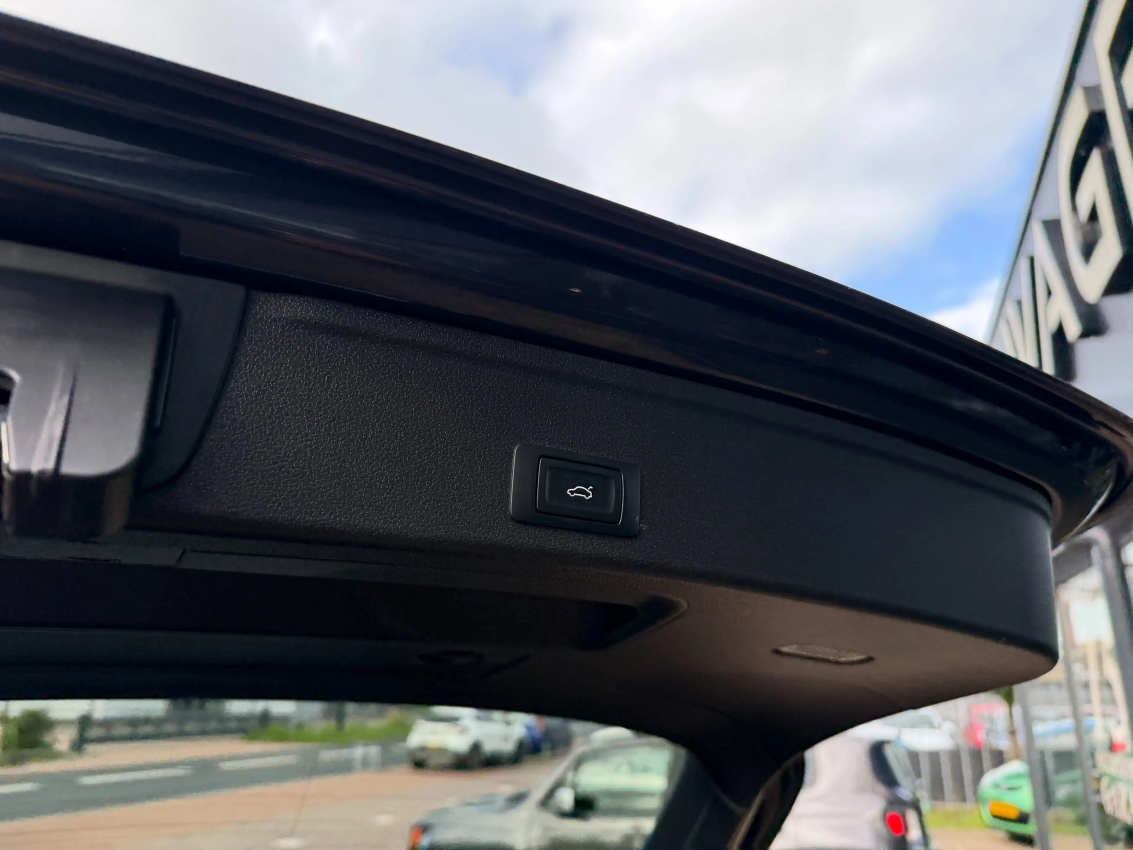 Audi A4 Avant 2.0 TFSI ultra Sport Pro Line S Spring Advan — photo 10